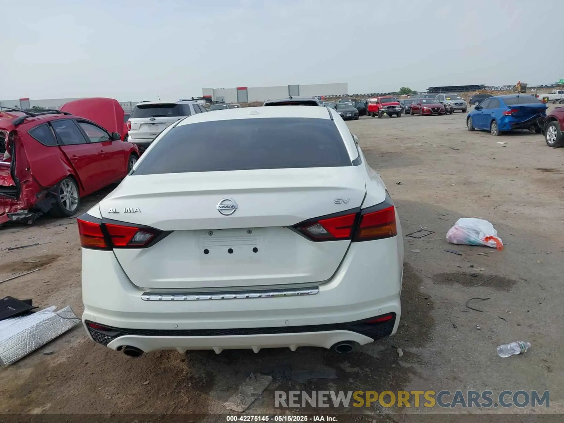 16 Photograph of a damaged car 1N4BL4DV4LN320934 NISSAN ALTIMA 2020
