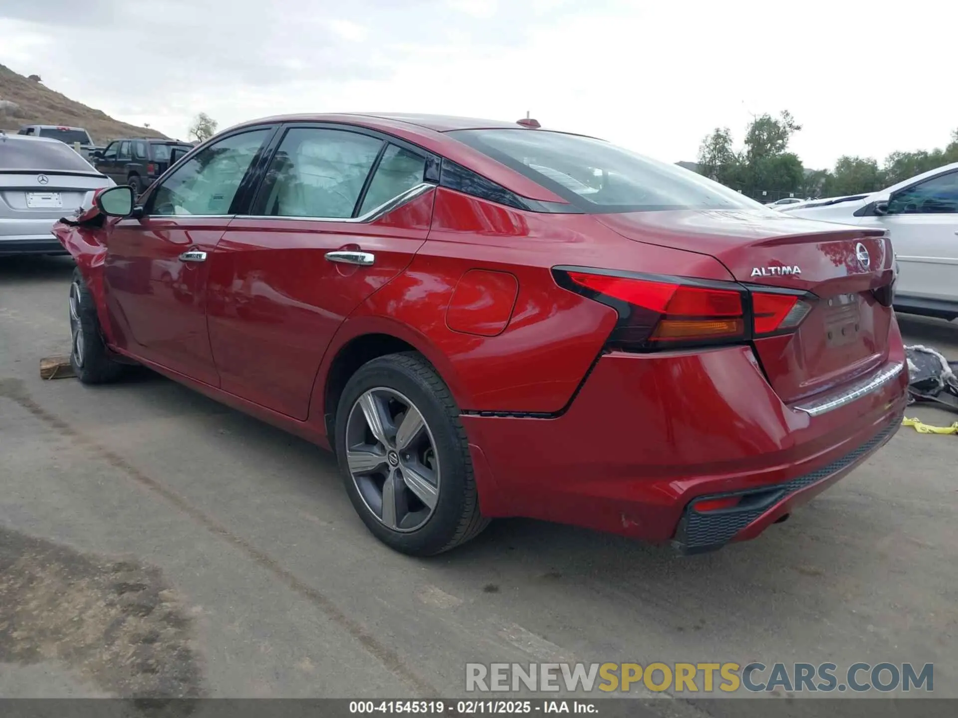 3 Photograph of a damaged car 1N4BL4DV5LC181375 NISSAN ALTIMA 2020