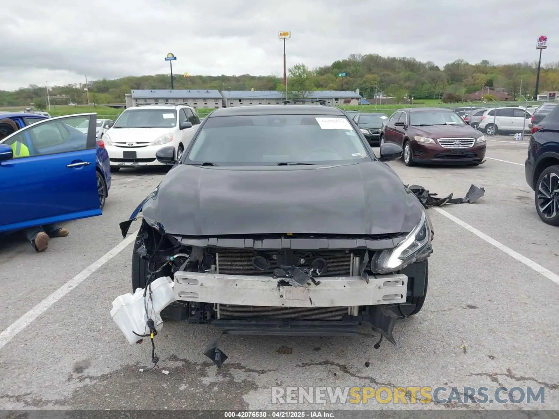 13 Photograph of a damaged car 1N4BL4DV5LC273148 NISSAN ALTIMA 2020