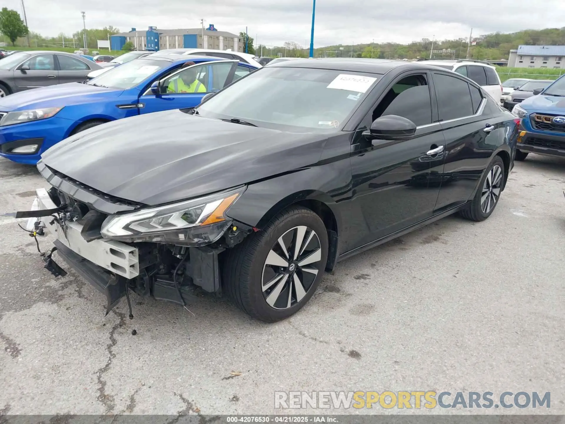 2 Photograph of a damaged car 1N4BL4DV5LC273148 NISSAN ALTIMA 2020
