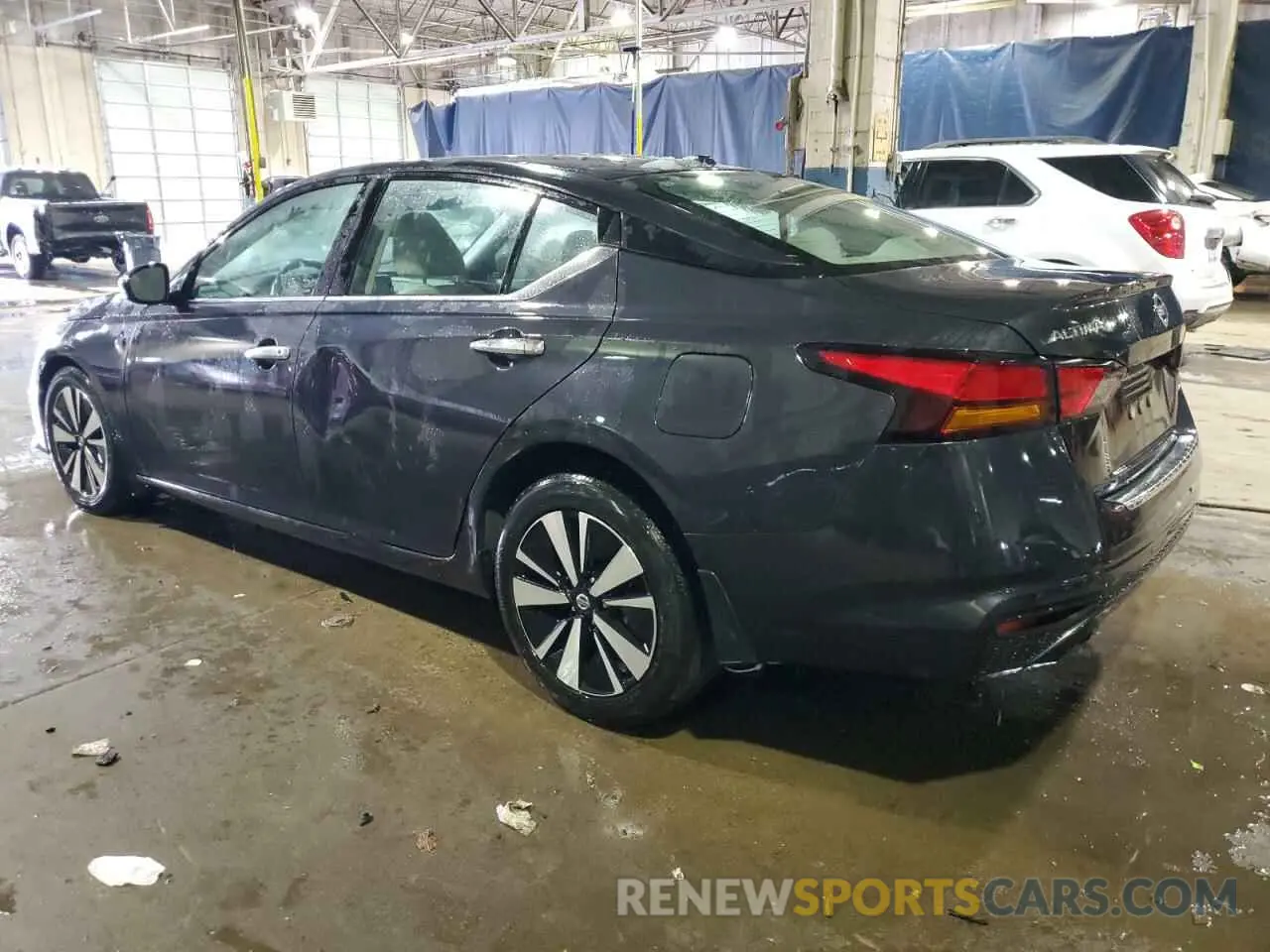 2 Photograph of a damaged car 1N4BL4DV5LC275871 NISSAN ALTIMA 2020