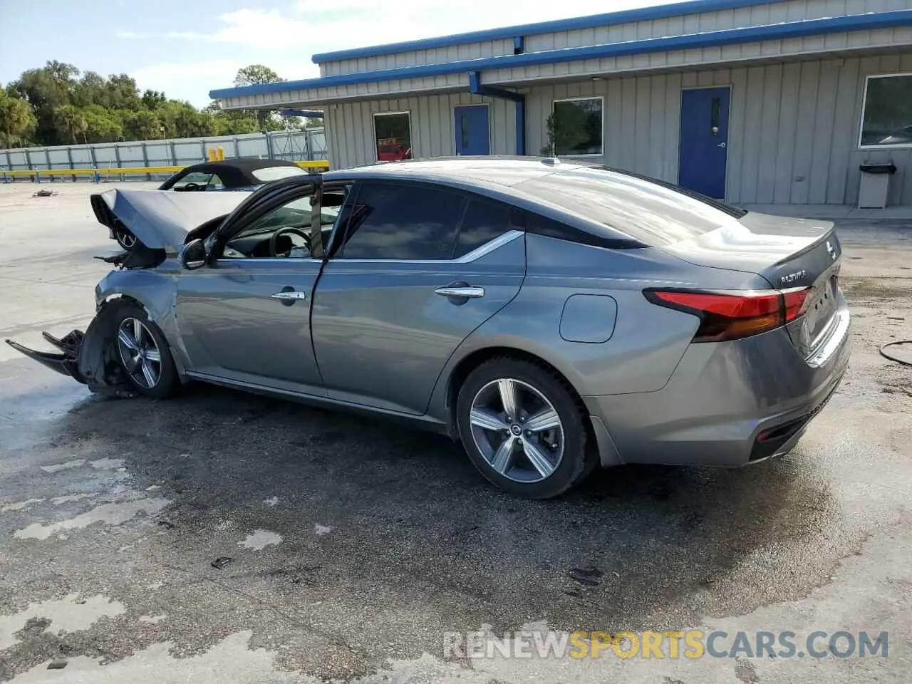 2 Photograph of a damaged car 1N4BL4DV5LC277765 NISSAN ALTIMA 2020