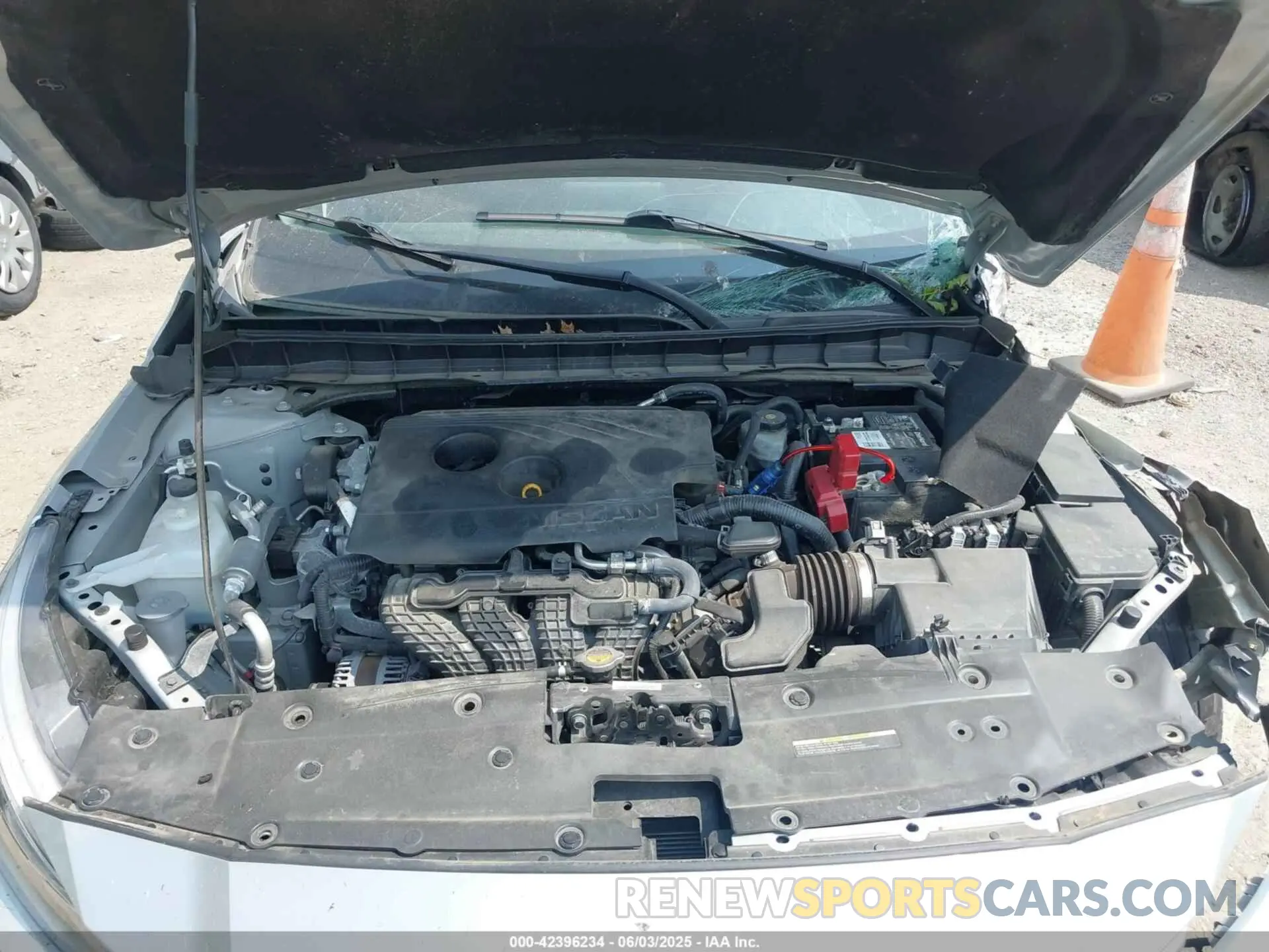 10 Photograph of a damaged car 1N4BL4DV6LC180655 NISSAN ALTIMA 2020