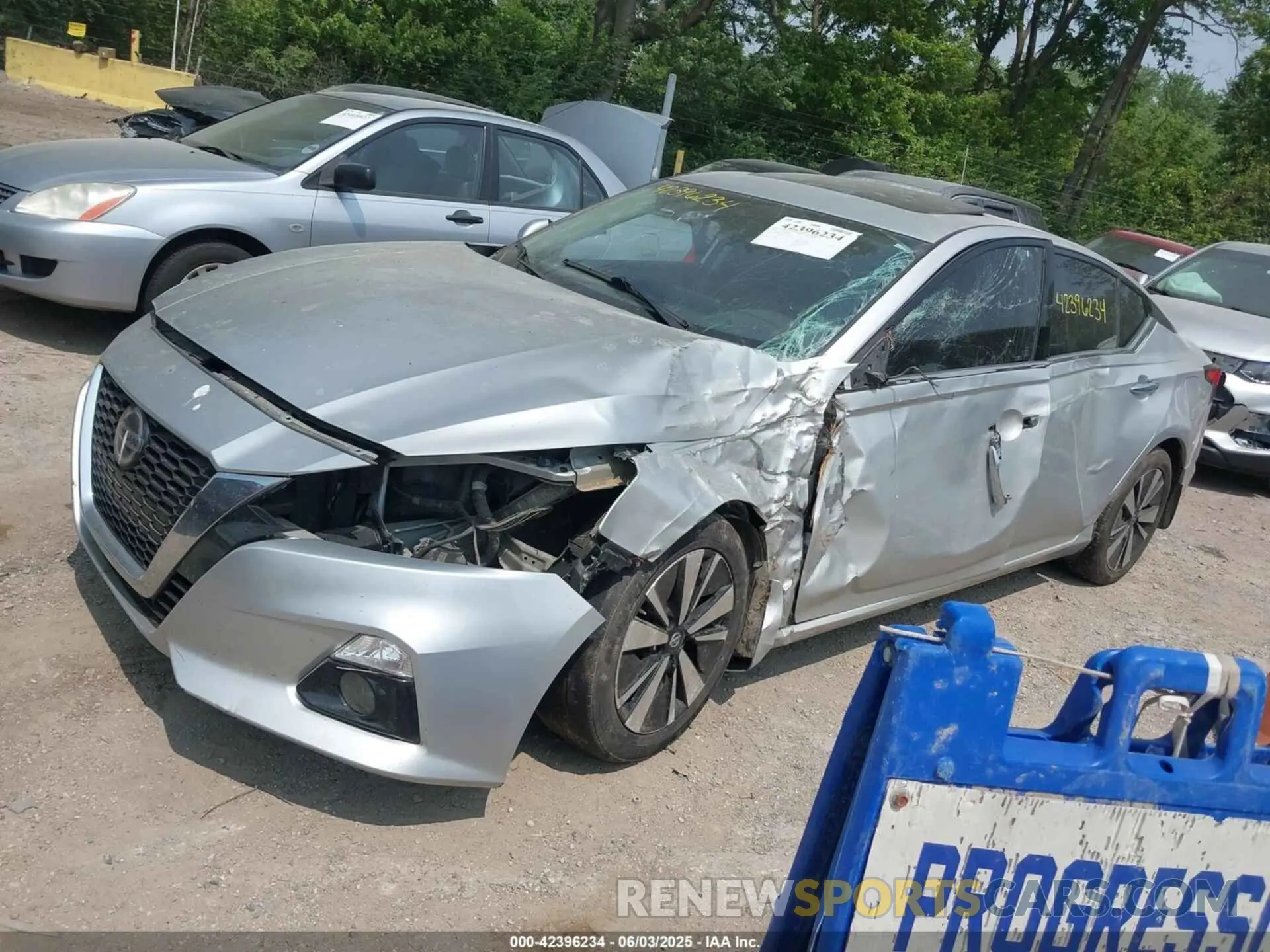 2 Photograph of a damaged car 1N4BL4DV6LC180655 NISSAN ALTIMA 2020