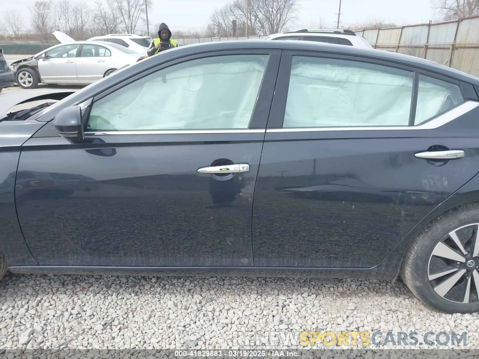 14 Photograph of a damaged car 1N4BL4DV6LC210396 NISSAN ALTIMA 2020