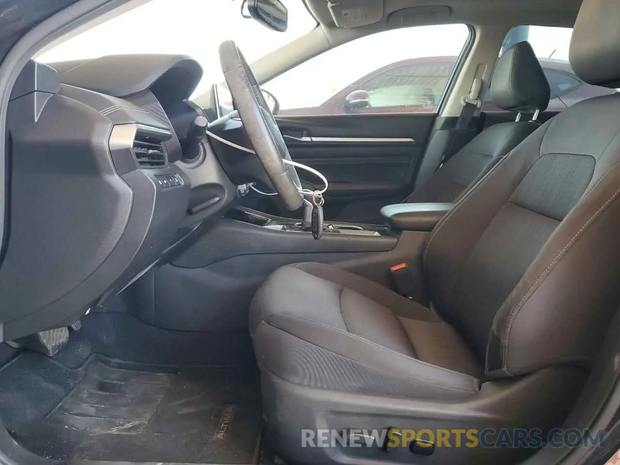 7 Photograph of a damaged car 1N4BL4DV6LC283624 NISSAN ALTIMA 2020