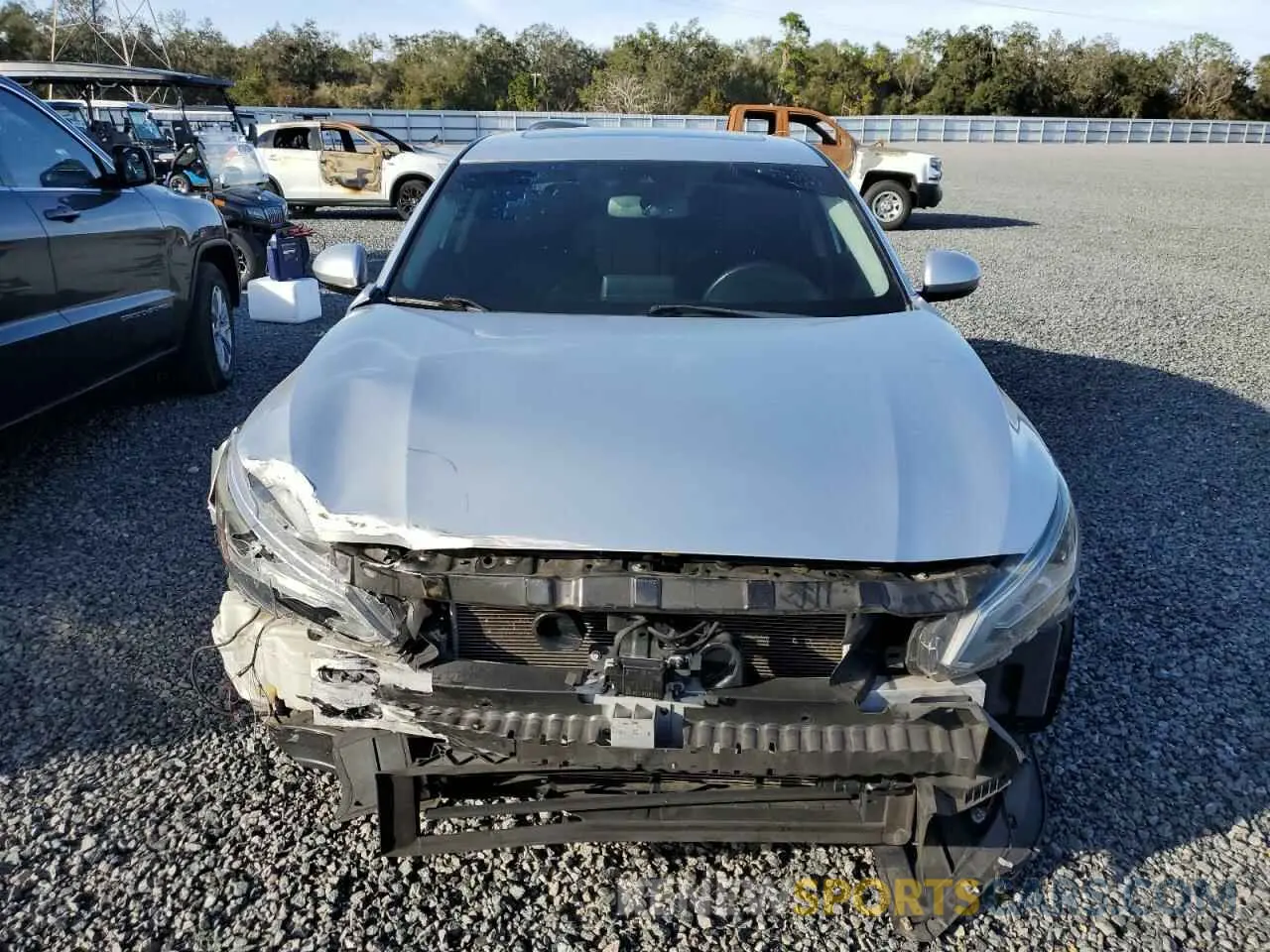 5 Photograph of a damaged car 1N4BL4DV8LC123311 NISSAN ALTIMA 2020
