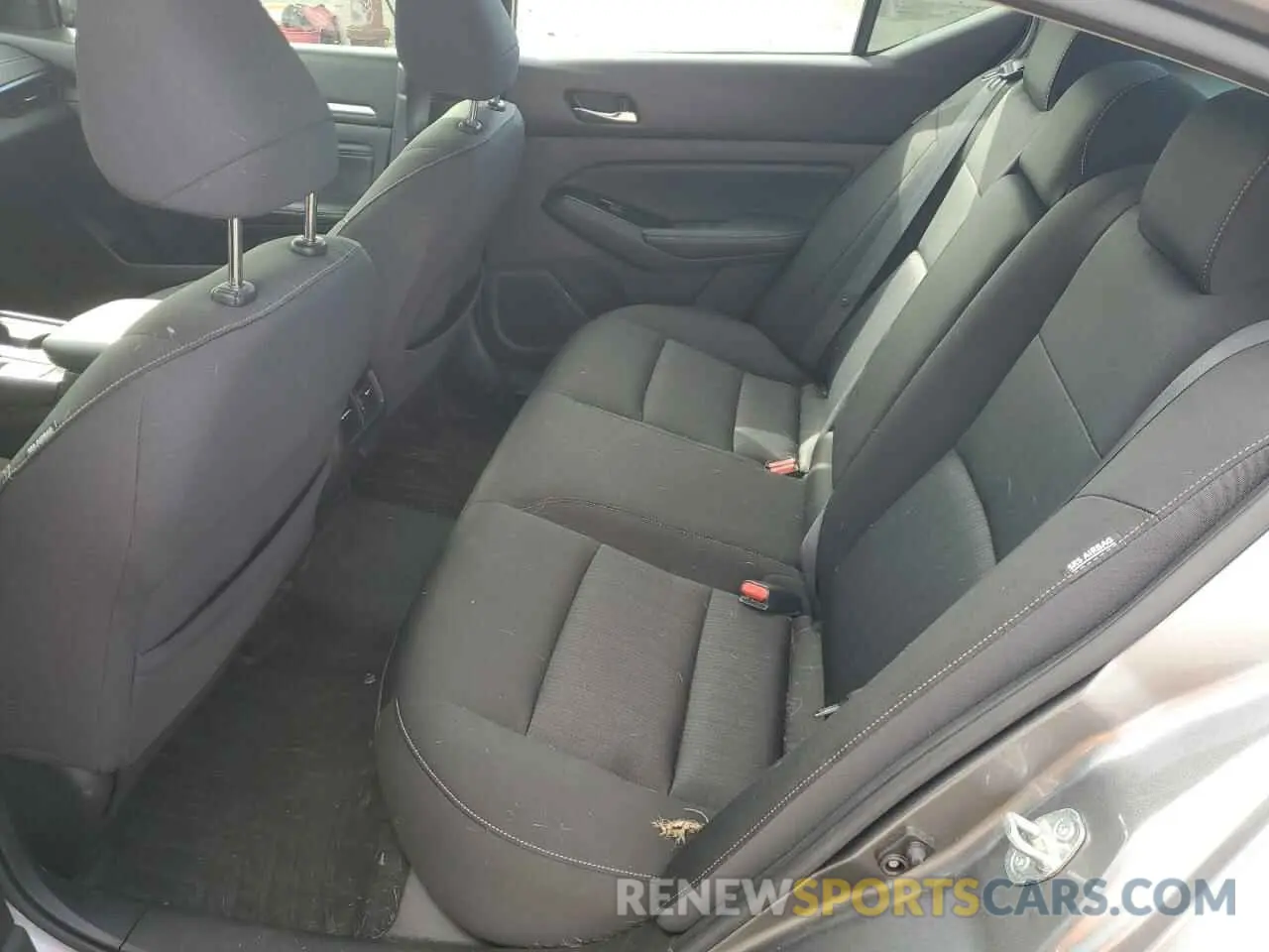 10 Photograph of a damaged car 1N4BL4DV8LC282068 NISSAN ALTIMA 2020
