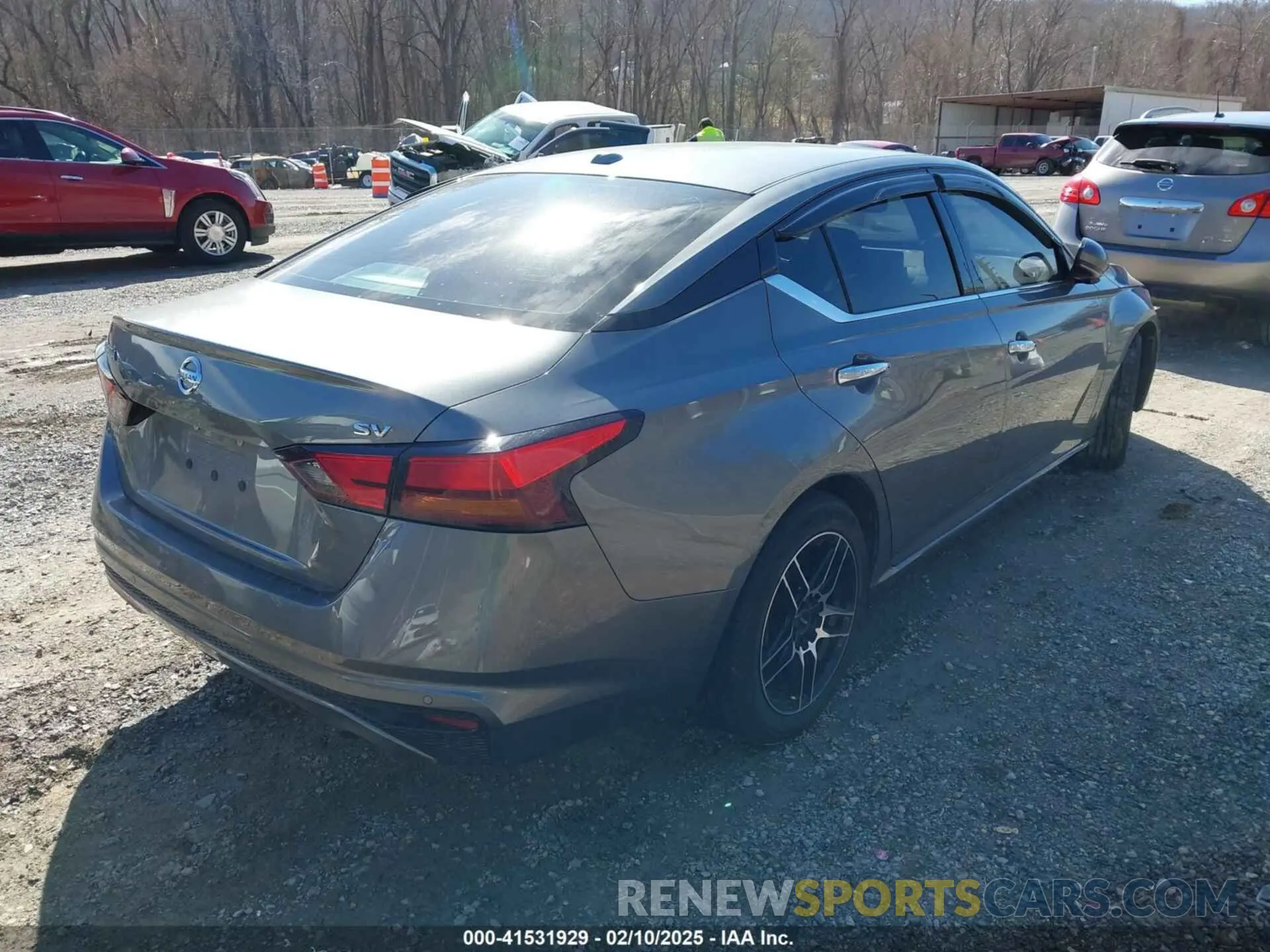4 Photograph of a damaged car 1N4BL4DVXLC164331 NISSAN ALTIMA 2020