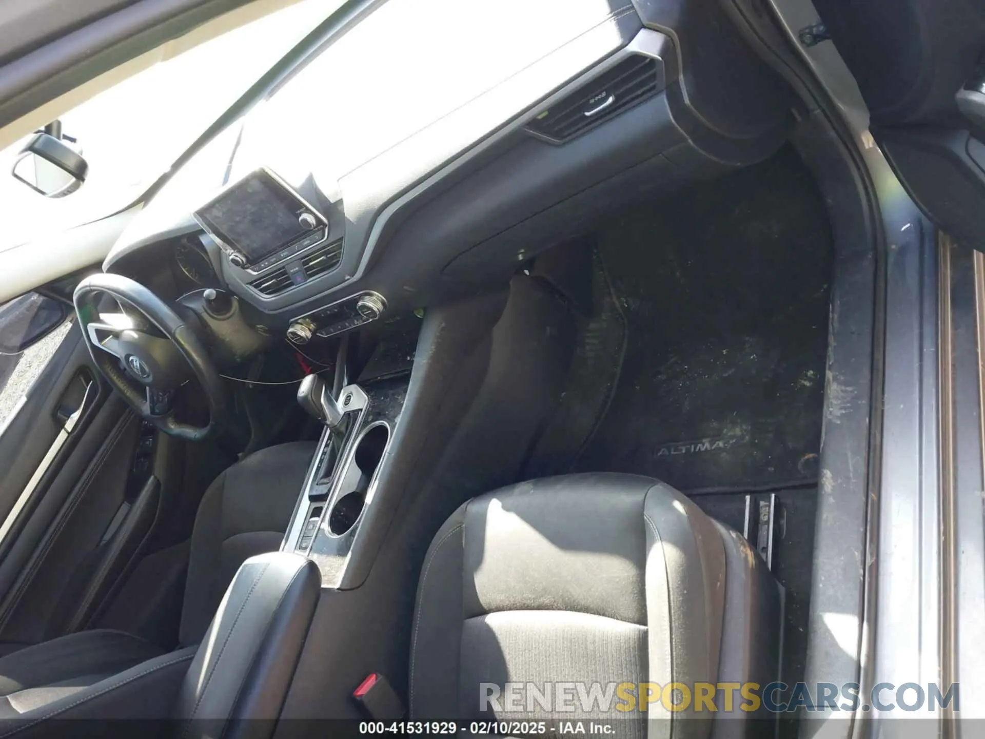 5 Photograph of a damaged car 1N4BL4DVXLC164331 NISSAN ALTIMA 2020
