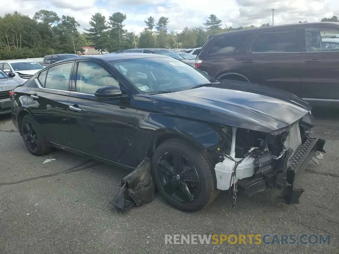 4 Photograph of a damaged car 1N4BL4DW0LC100775 NISSAN ALTIMA 2020