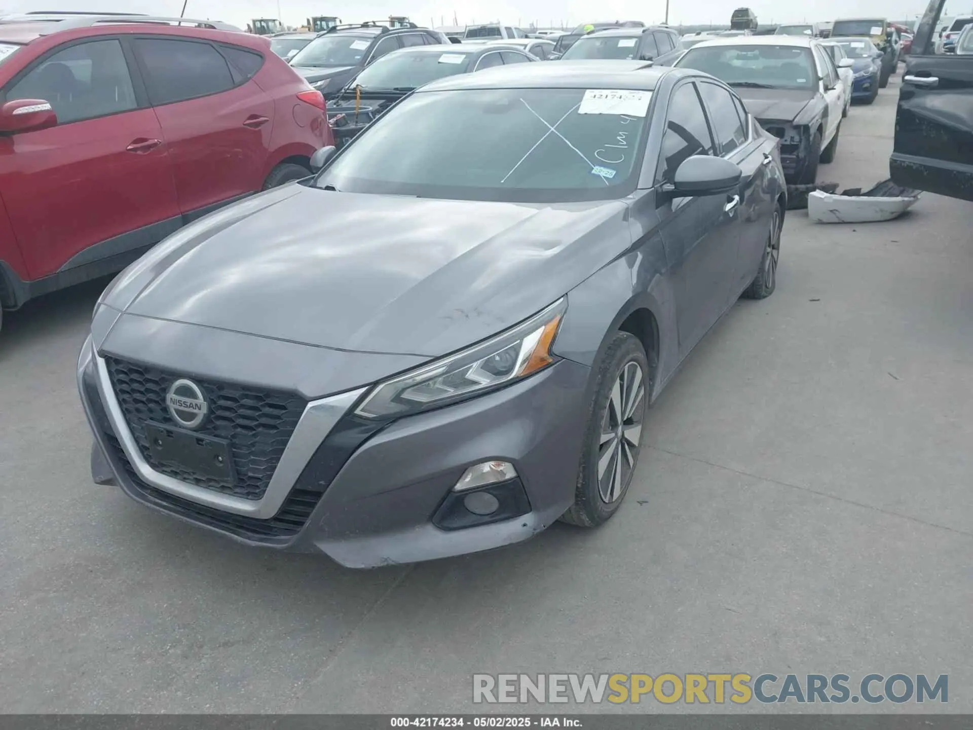 2 Photograph of a damaged car 1N4BL4DW1LC167322 NISSAN ALTIMA 2020
