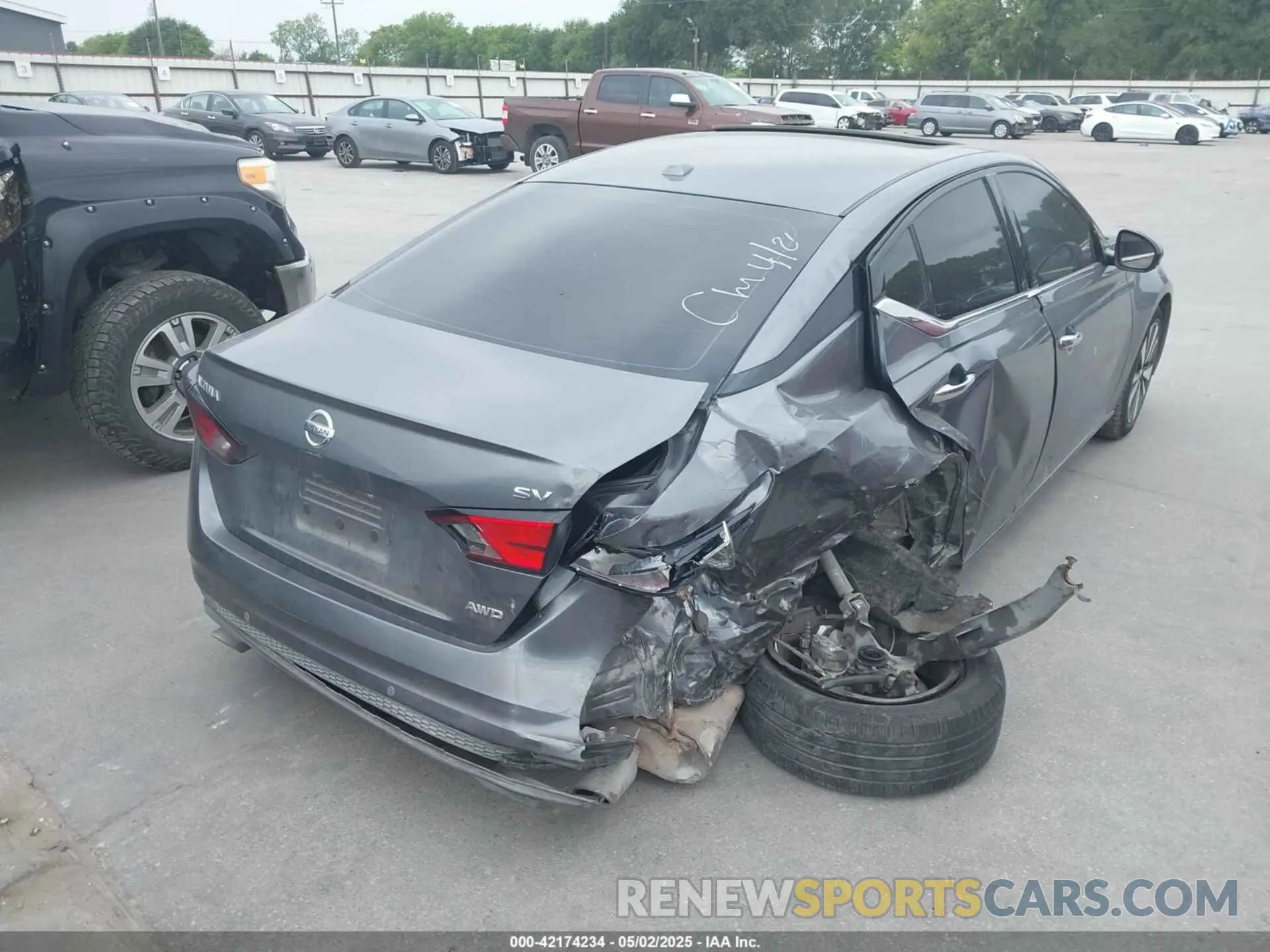 4 Photograph of a damaged car 1N4BL4DW1LC167322 NISSAN ALTIMA 2020