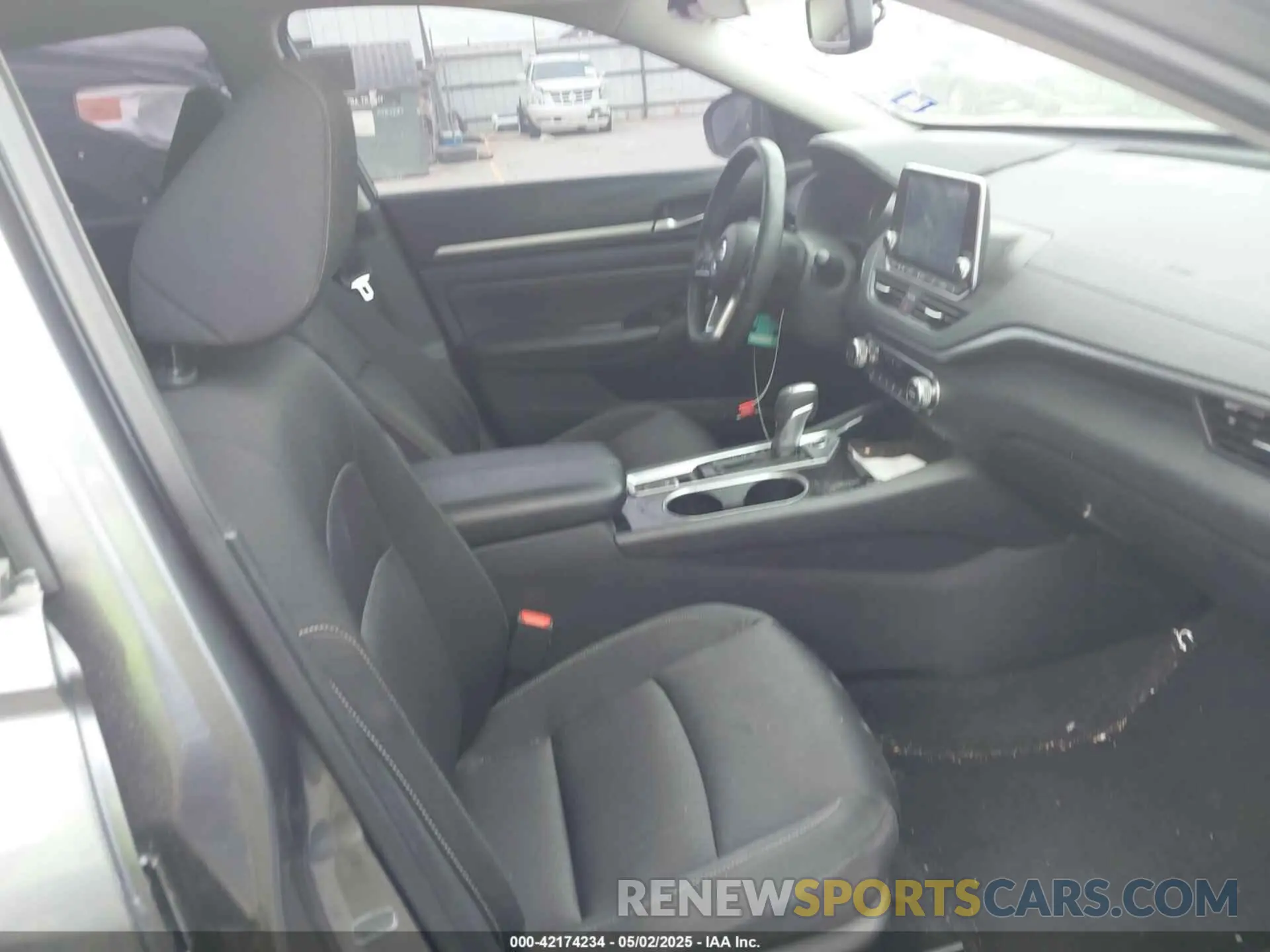 5 Photograph of a damaged car 1N4BL4DW1LC167322 NISSAN ALTIMA 2020