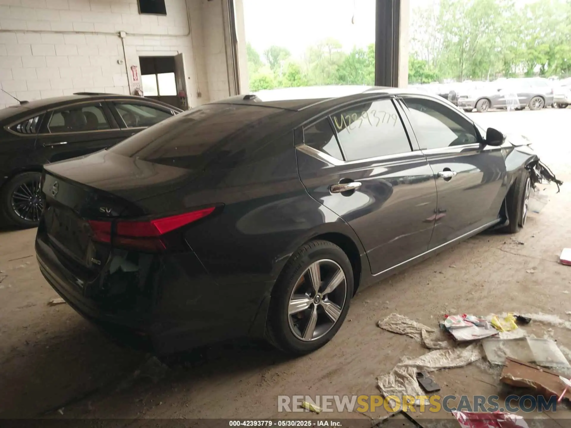 4 Photograph of a damaged car 1N4BL4DW1LC177929 NISSAN ALTIMA 2020