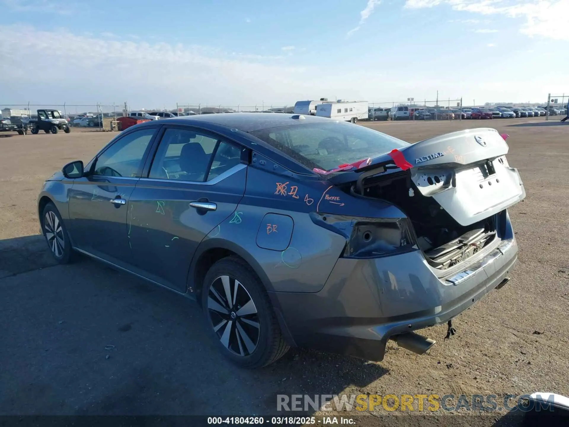 3 Photograph of a damaged car 1N4BL4DW2LC222134 NISSAN ALTIMA 2020