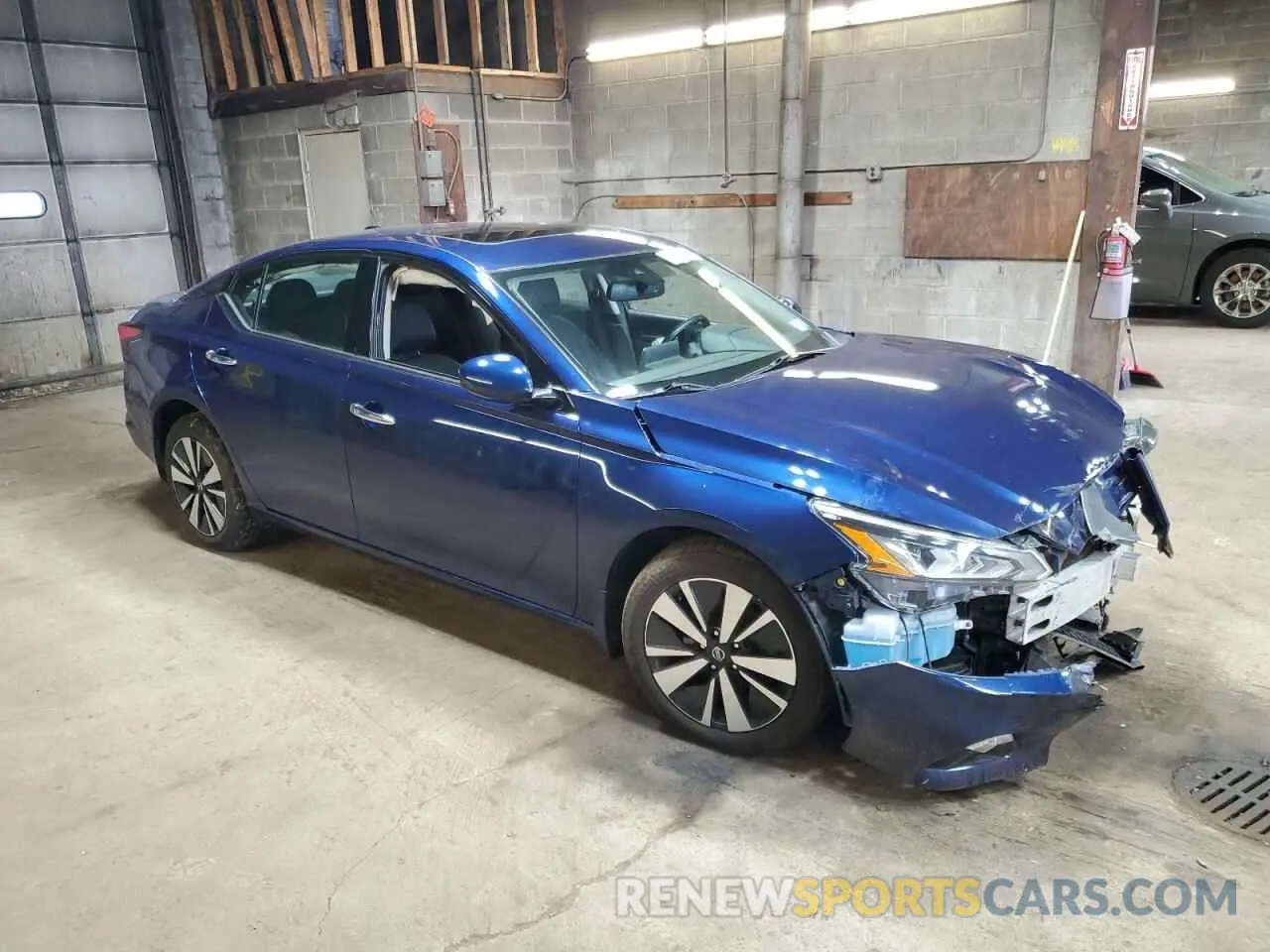 4 Photograph of a damaged car 1N4BL4DW4LN300529 NISSAN ALTIMA 2020