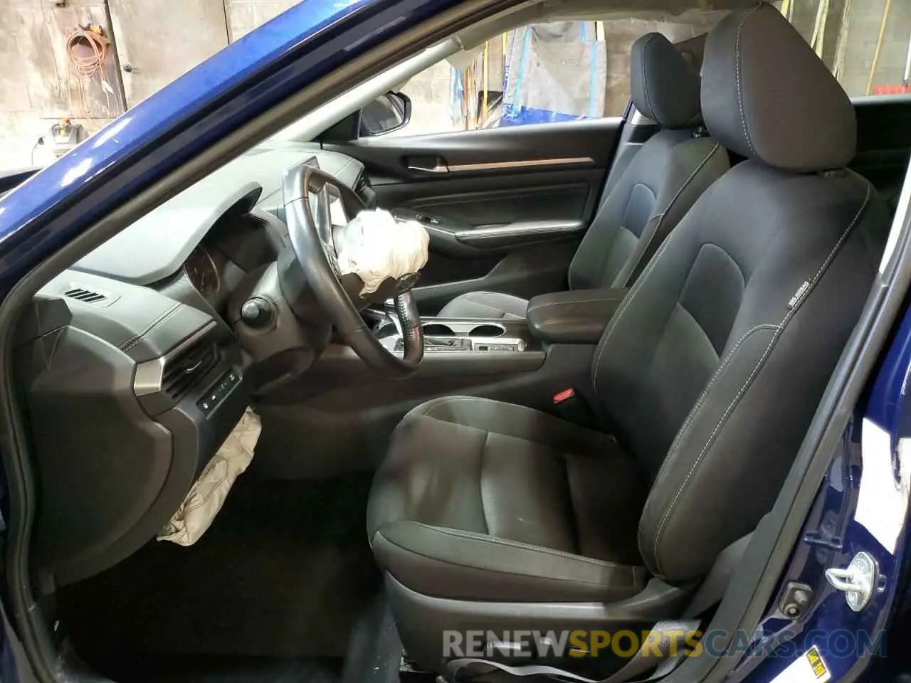 7 Photograph of a damaged car 1N4BL4DW4LN300529 NISSAN ALTIMA 2020