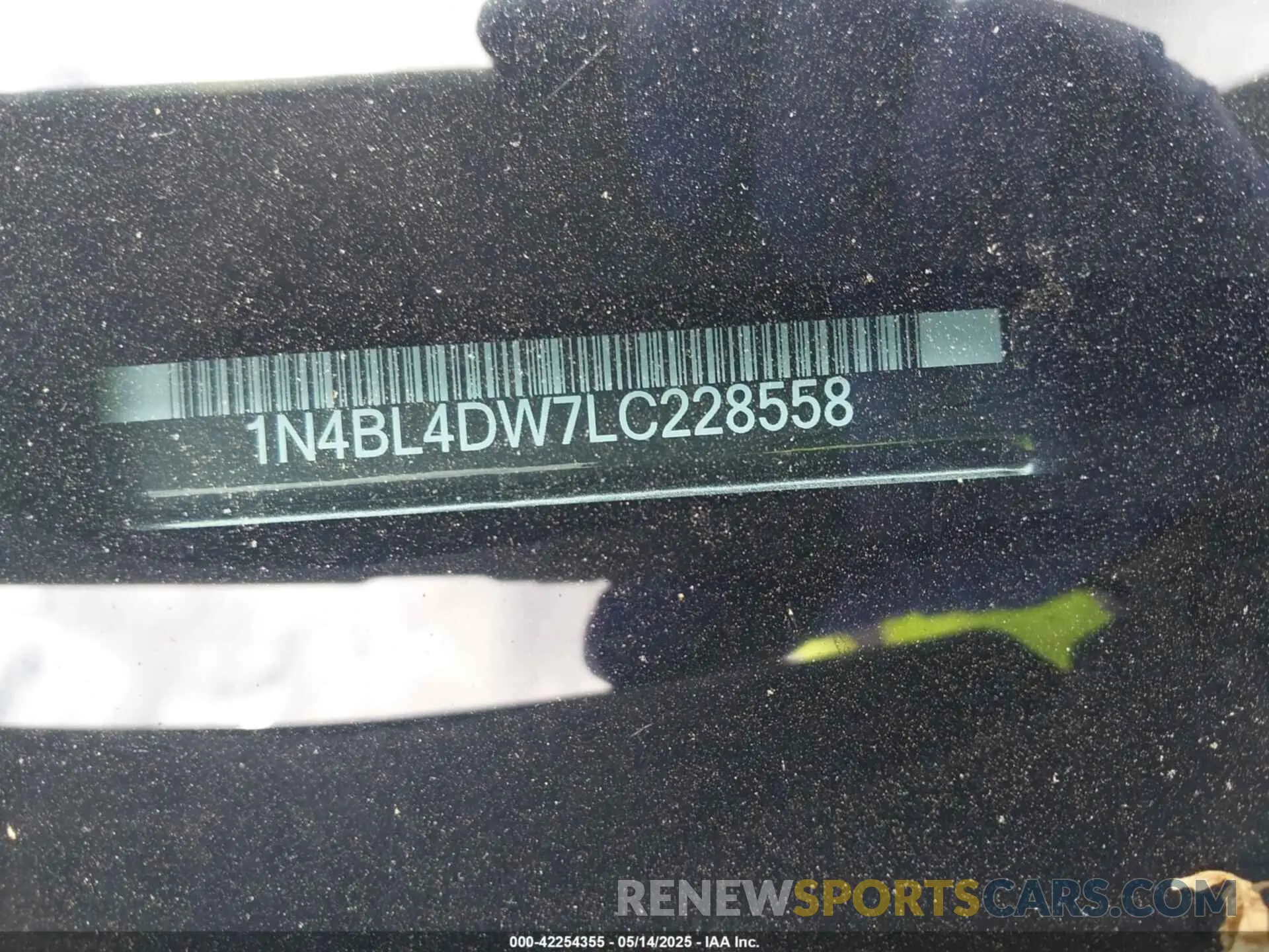 9 Photograph of a damaged car 1N4BL4DW7LC228558 NISSAN ALTIMA 2020