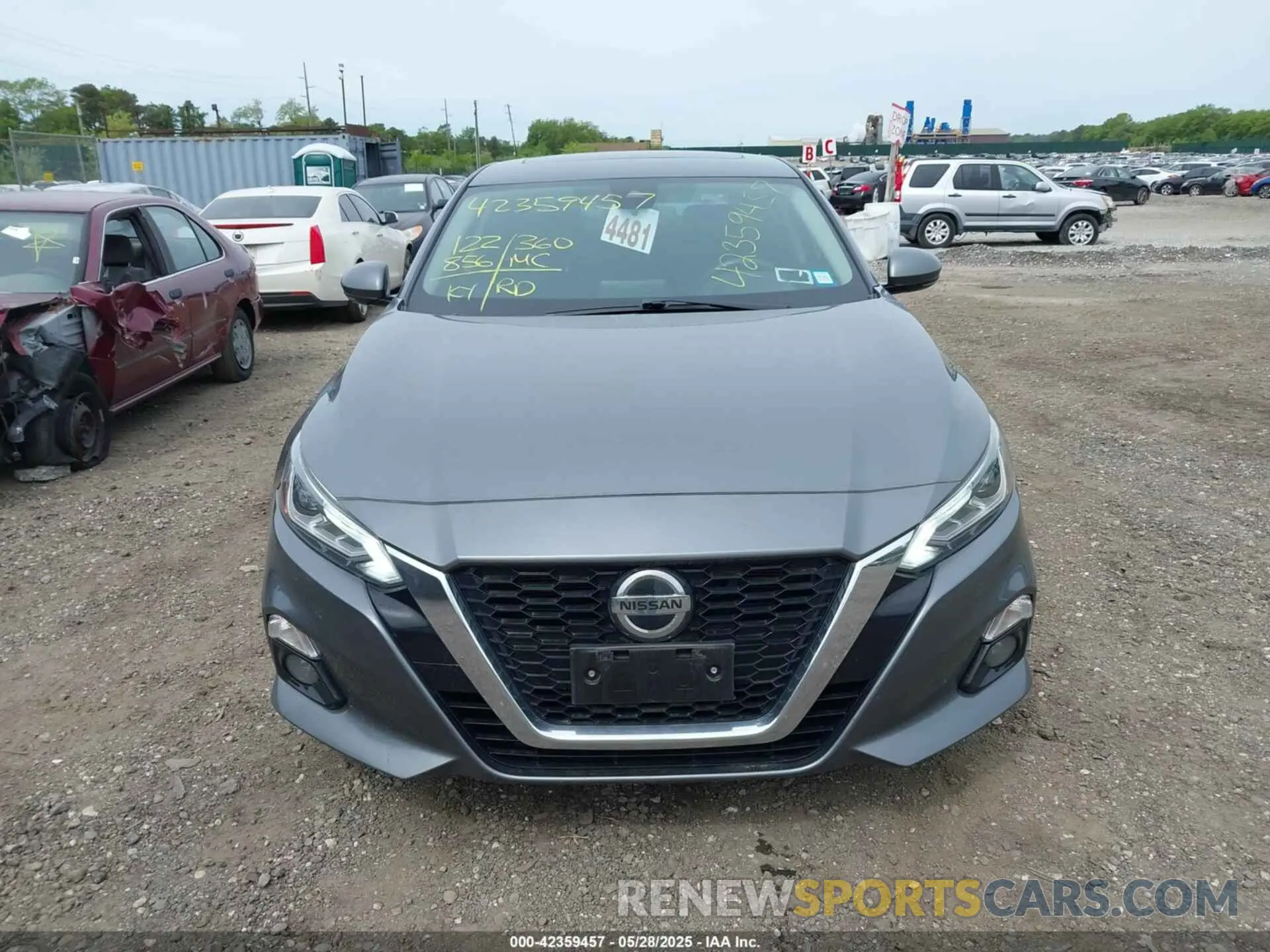 12 Photograph of a damaged car 1N4BL4DWXLC172566 NISSAN ALTIMA 2020