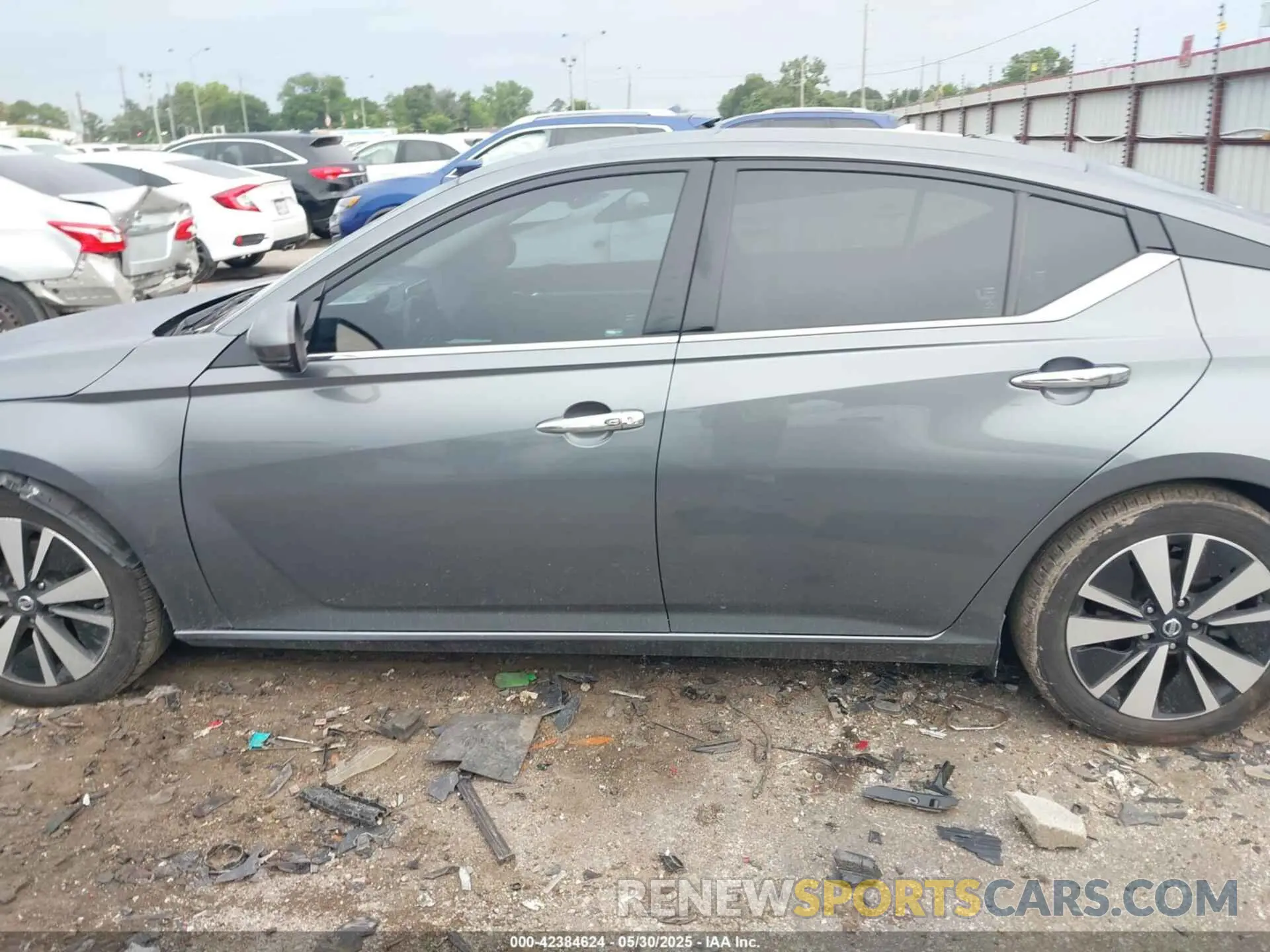 14 Photograph of a damaged car 1N4BL4EV0LN301618 NISSAN ALTIMA 2020