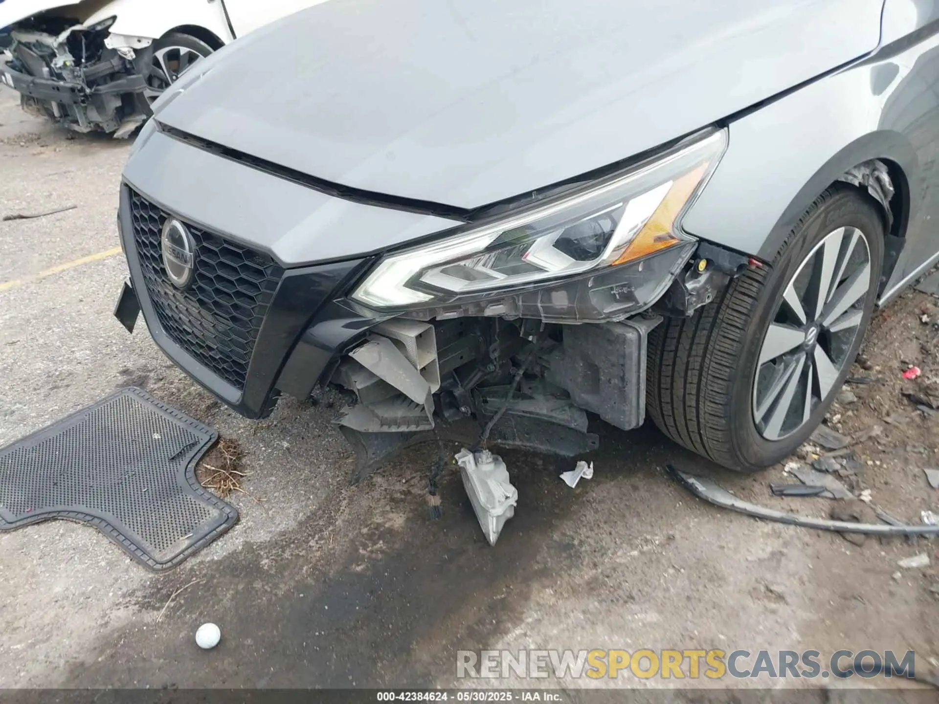 6 Photograph of a damaged car 1N4BL4EV0LN301618 NISSAN ALTIMA 2020