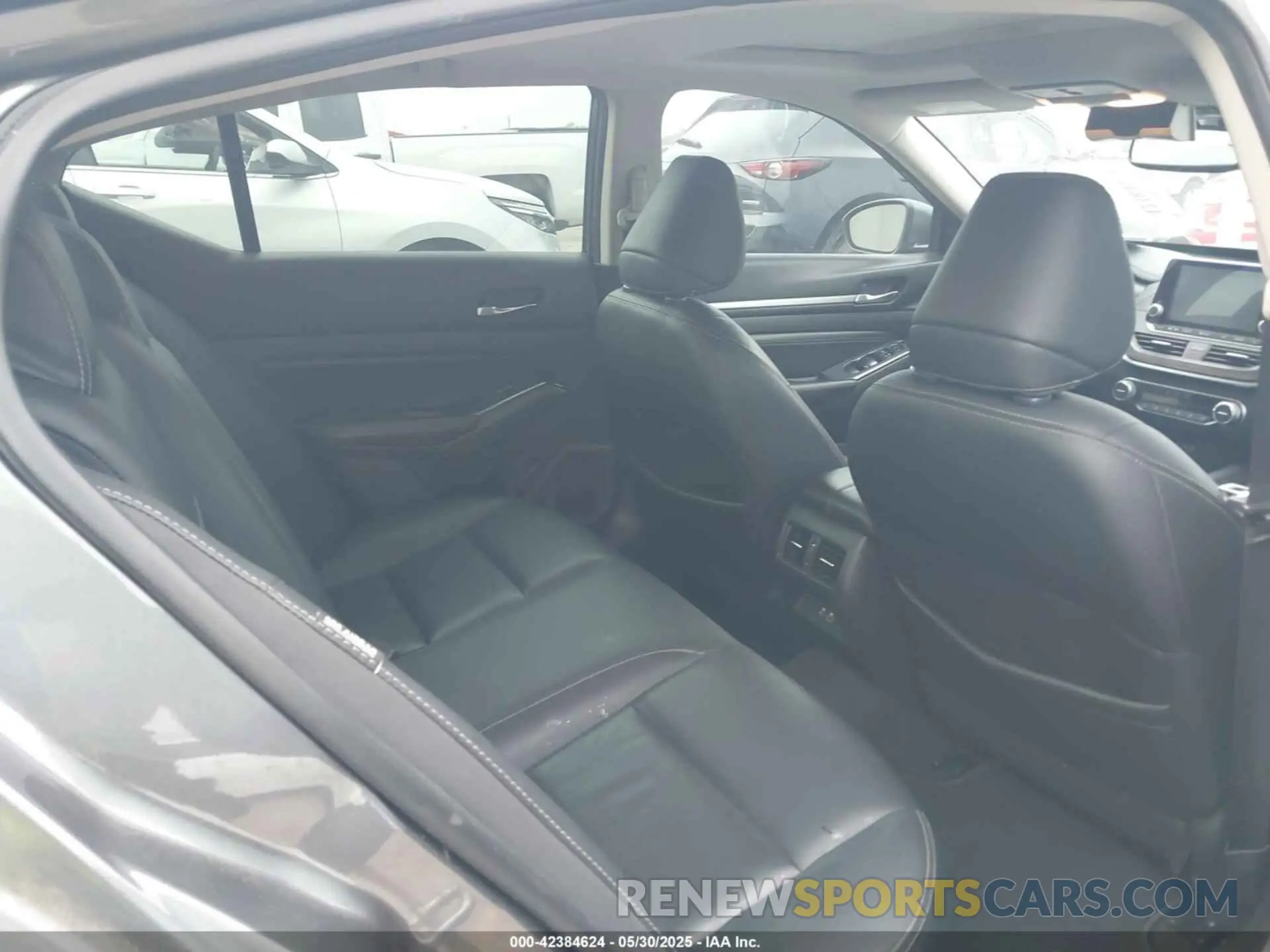 8 Photograph of a damaged car 1N4BL4EV0LN301618 NISSAN ALTIMA 2020