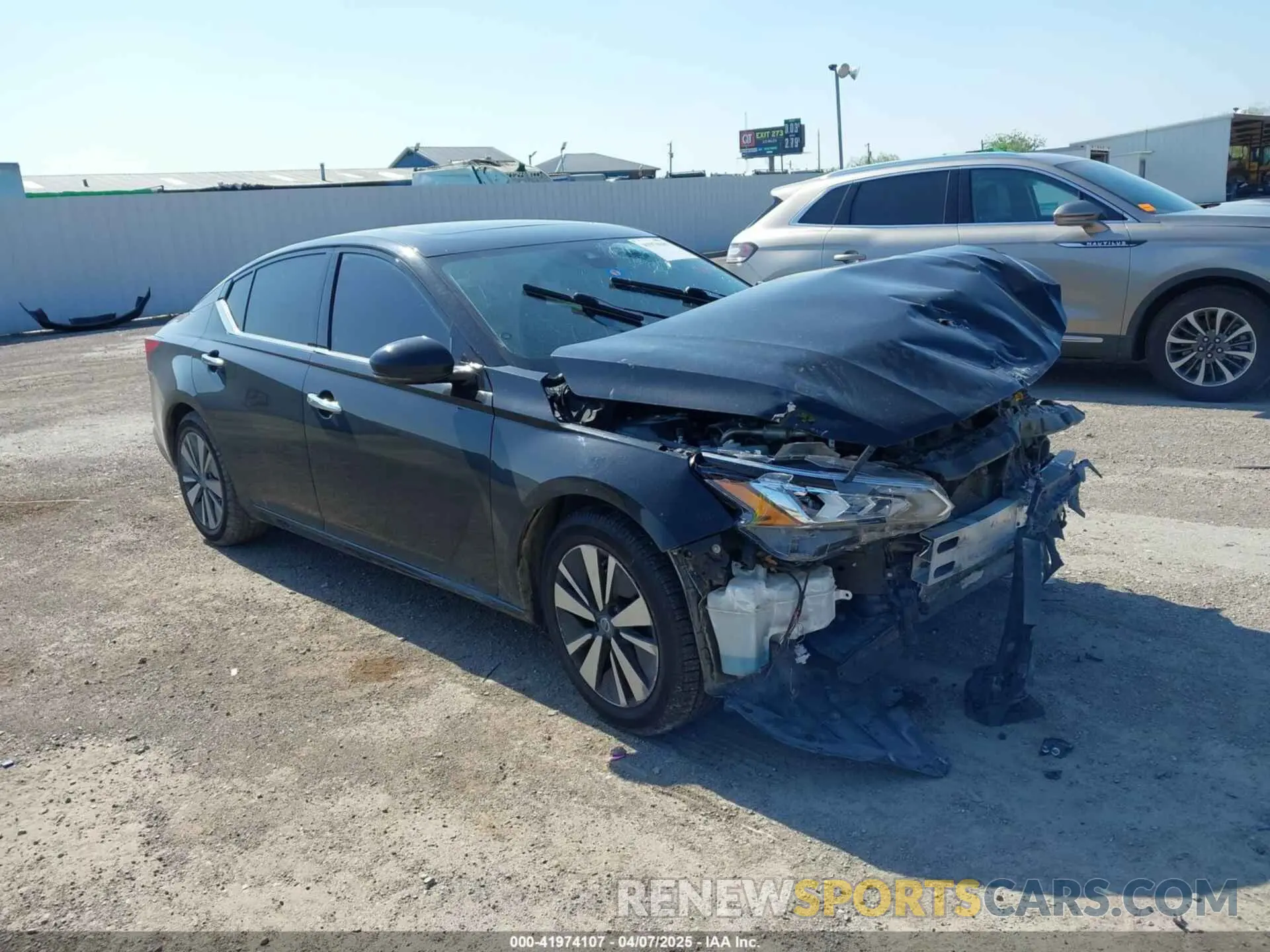 1 Photograph of a damaged car 1N4BL4EV1LC132494 NISSAN ALTIMA 2020
