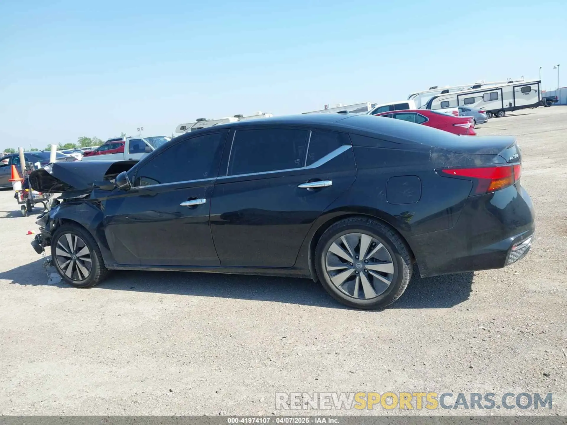 14 Photograph of a damaged car 1N4BL4EV1LC132494 NISSAN ALTIMA 2020
