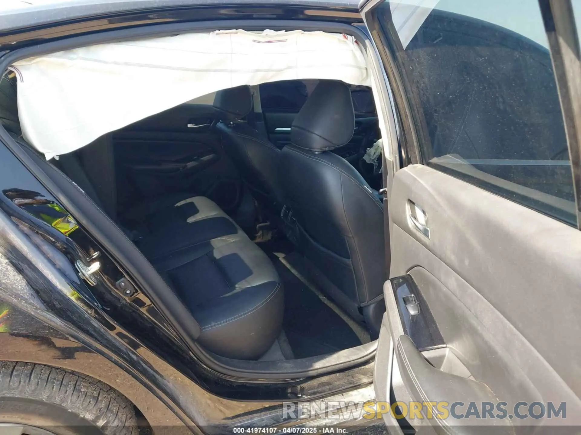 8 Photograph of a damaged car 1N4BL4EV1LC132494 NISSAN ALTIMA 2020