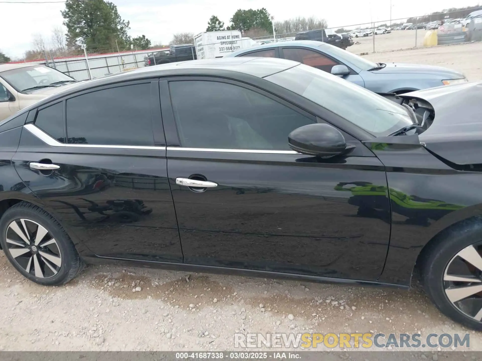 13 Photograph of a damaged car 1N4BL4EV1LC156889 NISSAN ALTIMA 2020