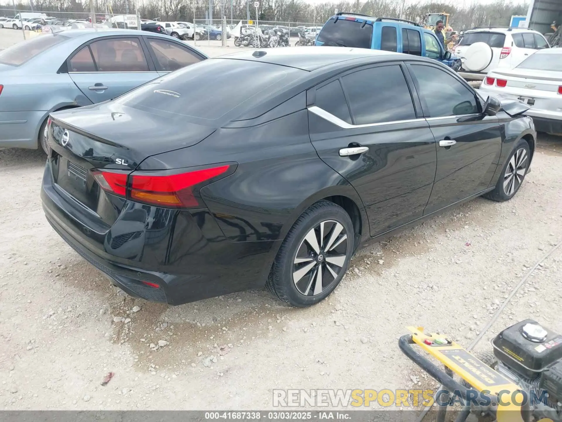 4 Photograph of a damaged car 1N4BL4EV1LC156889 NISSAN ALTIMA 2020