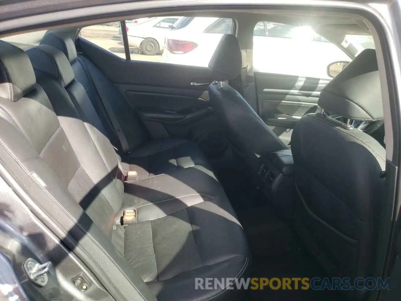 10 Photograph of a damaged car 1N4BL4EV1LC158576 NISSAN ALTIMA 2020