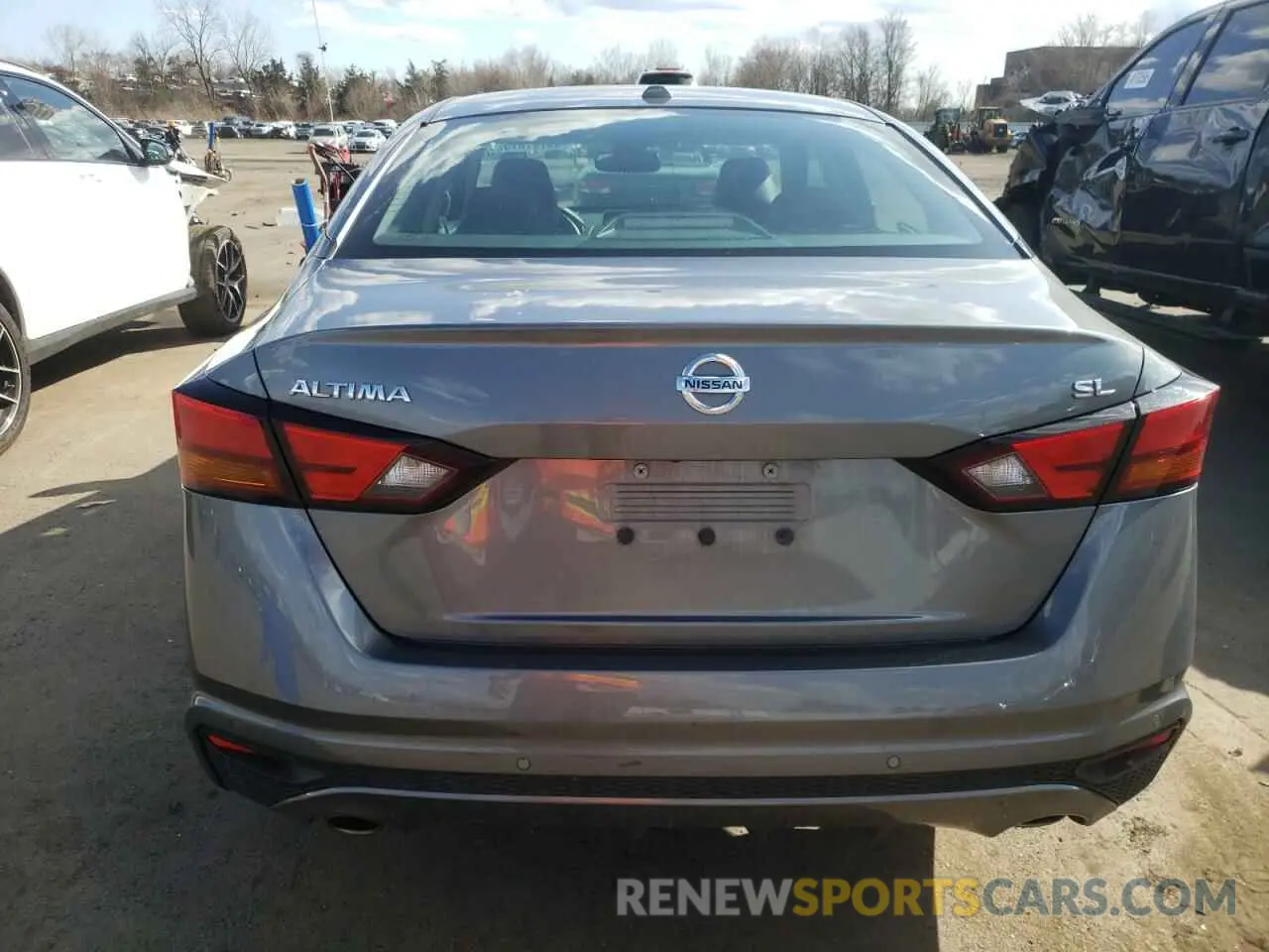 6 Photograph of a damaged car 1N4BL4EV1LC158576 NISSAN ALTIMA 2020