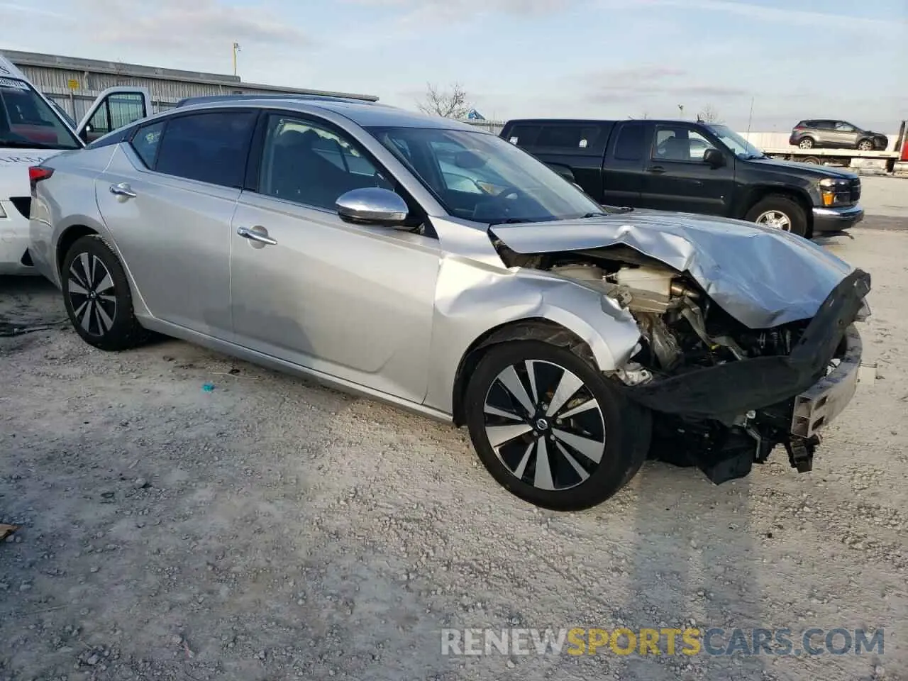 4 Photograph of a damaged car 1N4BL4EV1LC161901 NISSAN ALTIMA 2020