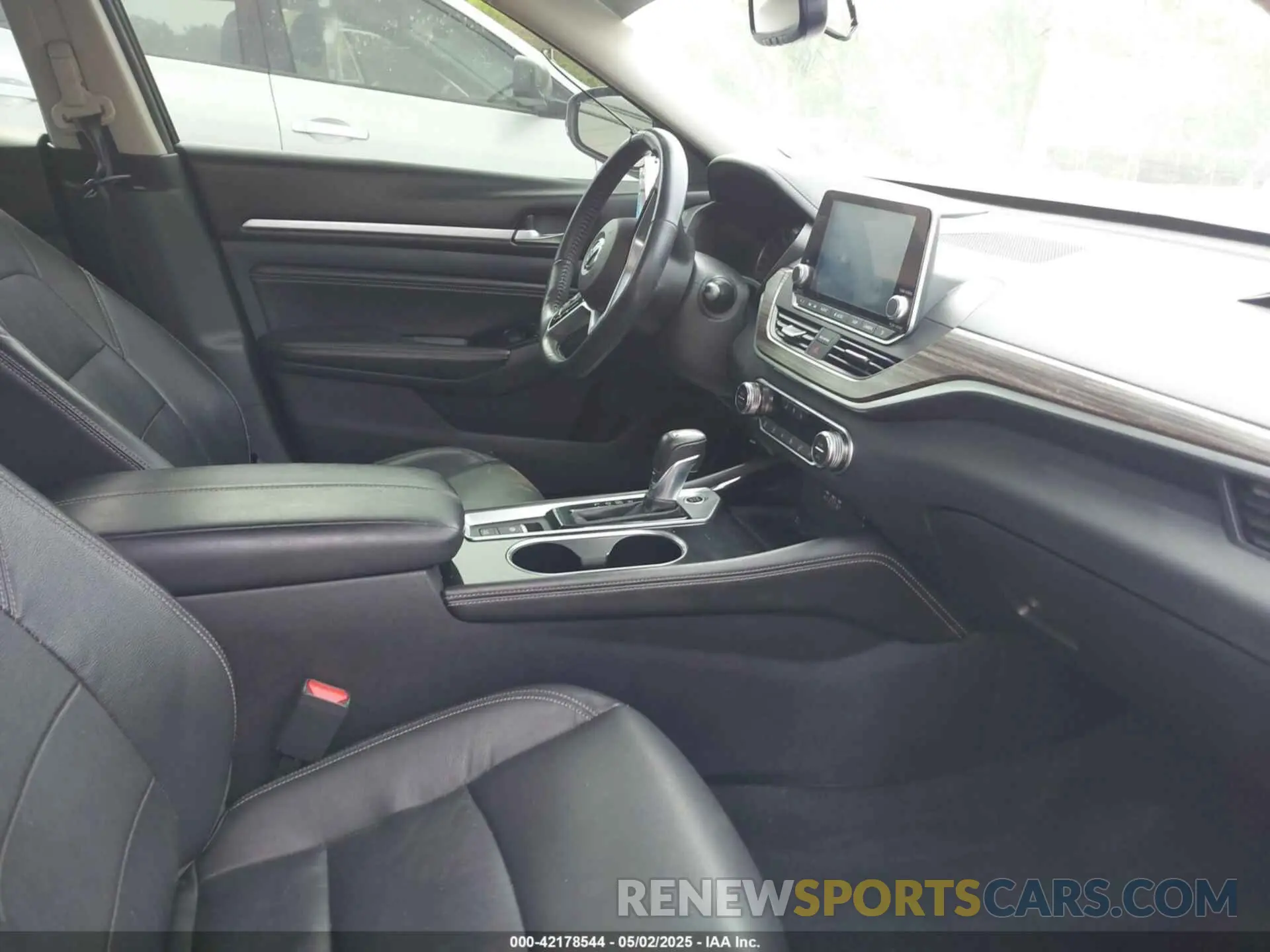 14 Photograph of a damaged car 1N4BL4EV1LC229811 NISSAN ALTIMA 2020