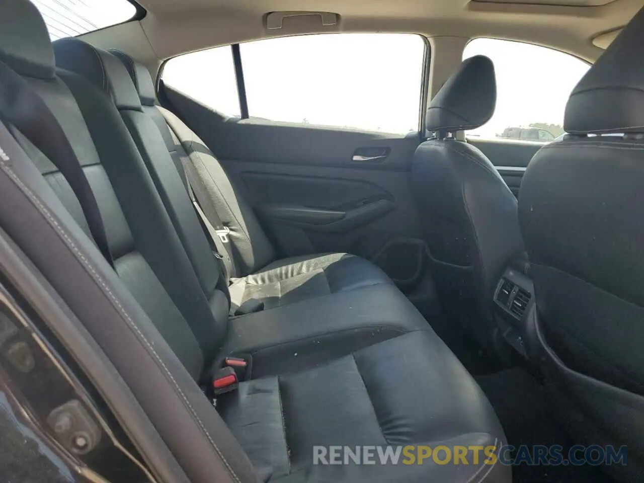 10 Photograph of a damaged car 1N4BL4EV2LC125599 NISSAN ALTIMA 2020