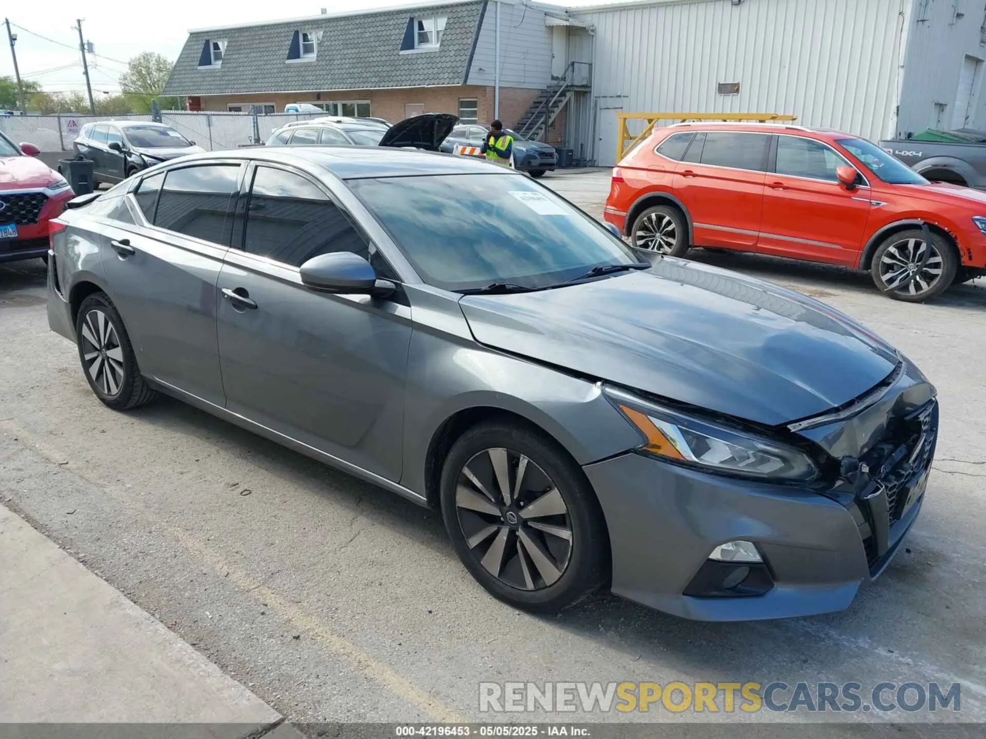 1 Photograph of a damaged car 1N4BL4EV2LC132570 NISSAN ALTIMA 2020