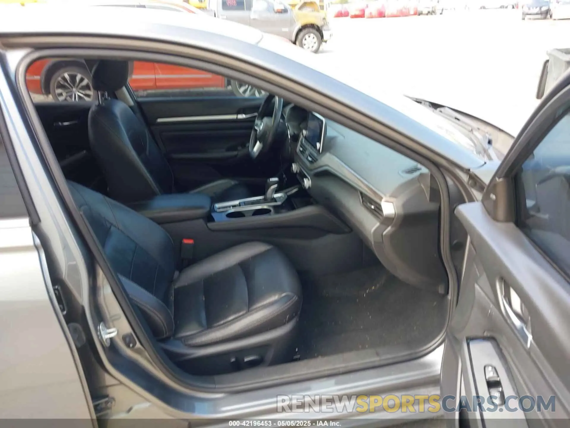 5 Photograph of a damaged car 1N4BL4EV2LC132570 NISSAN ALTIMA 2020