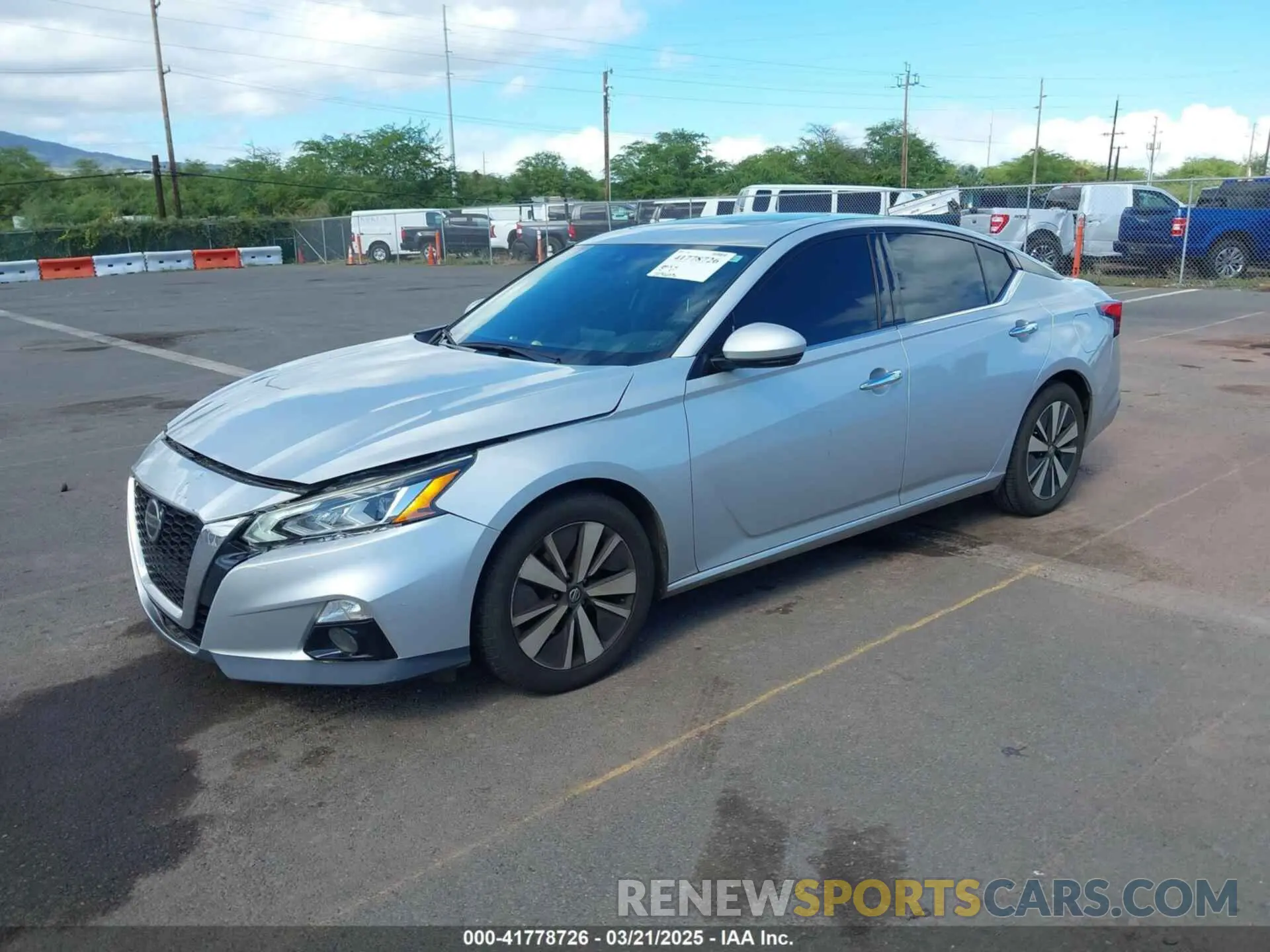 2 Photograph of a damaged car 1N4BL4EV2LC135355 NISSAN ALTIMA 2020