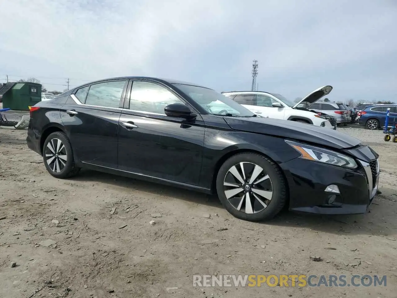 4 Photograph of a damaged car 1N4BL4EV2LC147294 NISSAN ALTIMA 2020