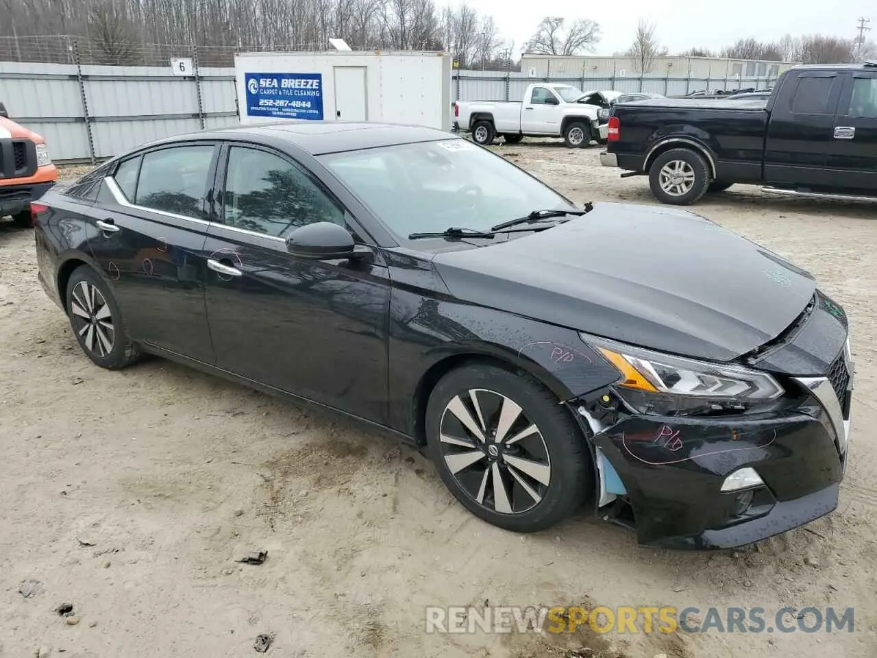 4 Photograph of a damaged car 1N4BL4EV2LC170378 NISSAN ALTIMA 2020