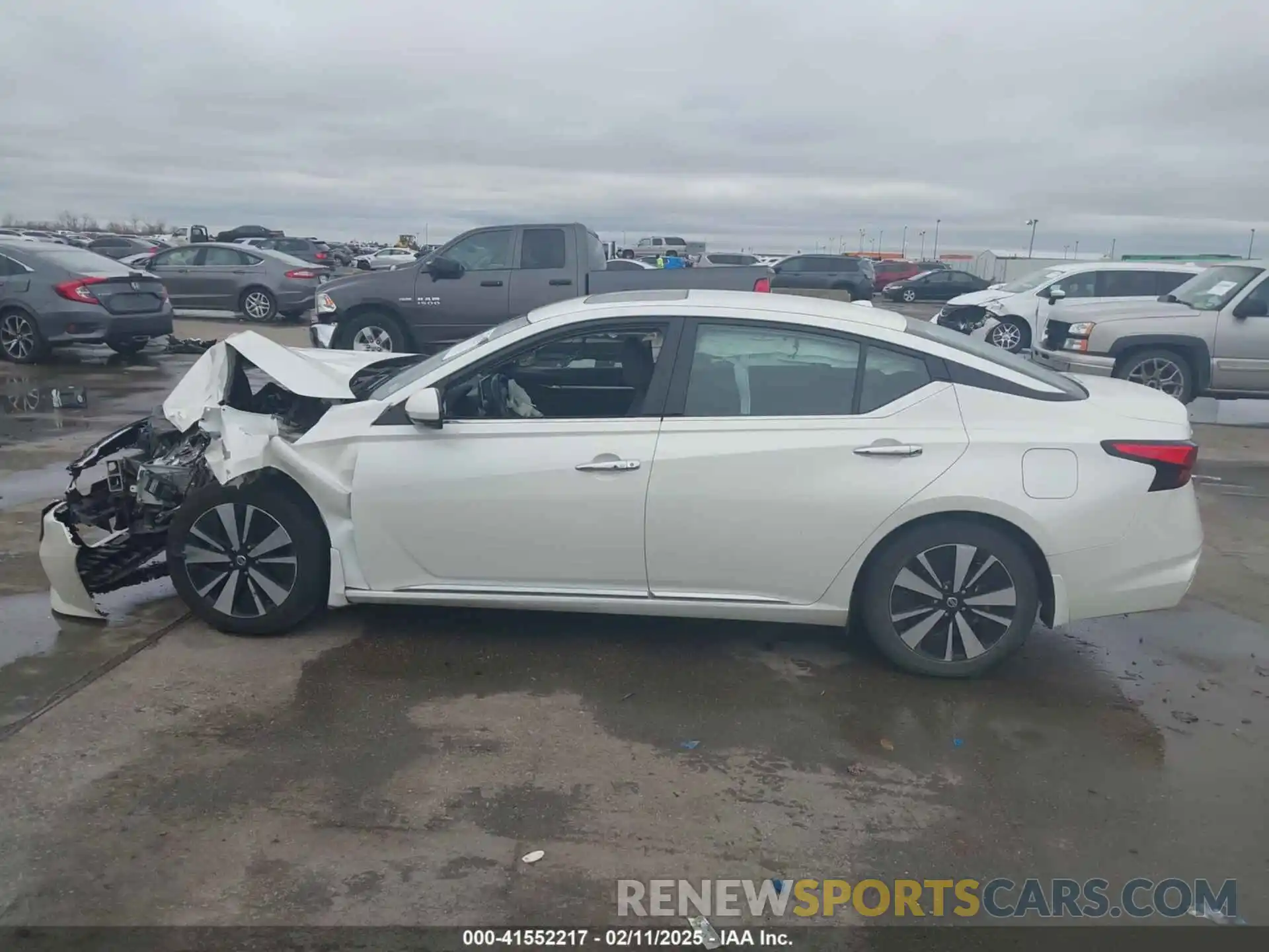 14 Photograph of a damaged car 1N4BL4EV3LC226313 NISSAN ALTIMA 2020