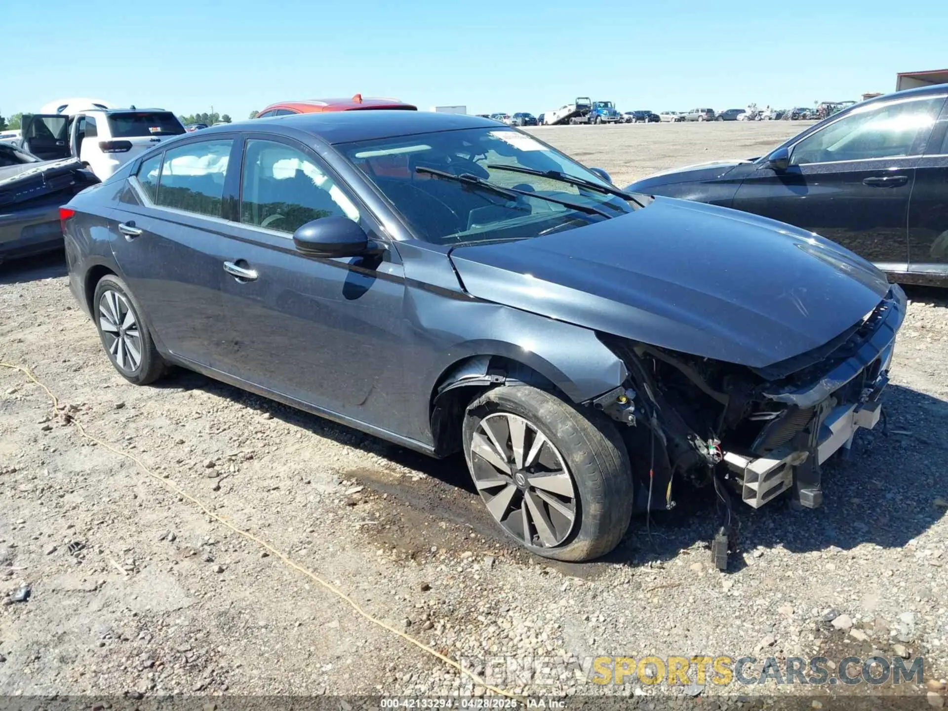 1 Photograph of a damaged car 1N4BL4EV4LC140377 NISSAN ALTIMA 2020