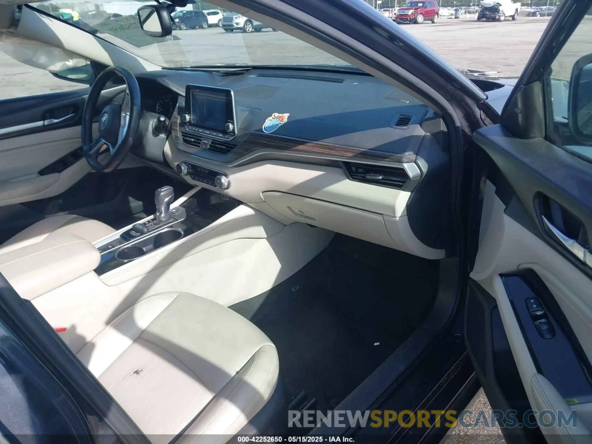 5 Photograph of a damaged car 1N4BL4EV5LC162873 NISSAN ALTIMA 2020