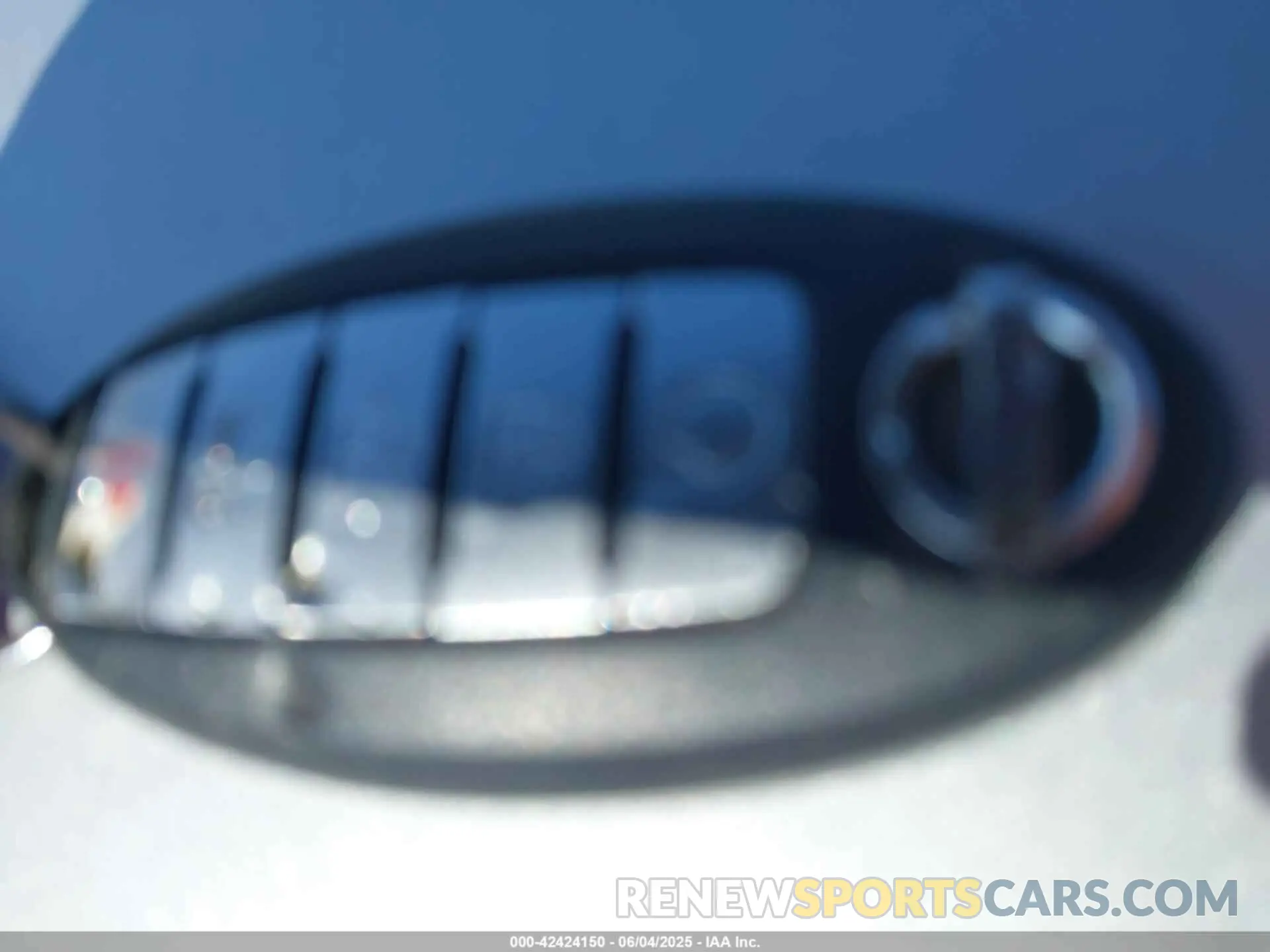 11 Photograph of a damaged car 1N4BL4EV5LC235112 NISSAN ALTIMA 2020