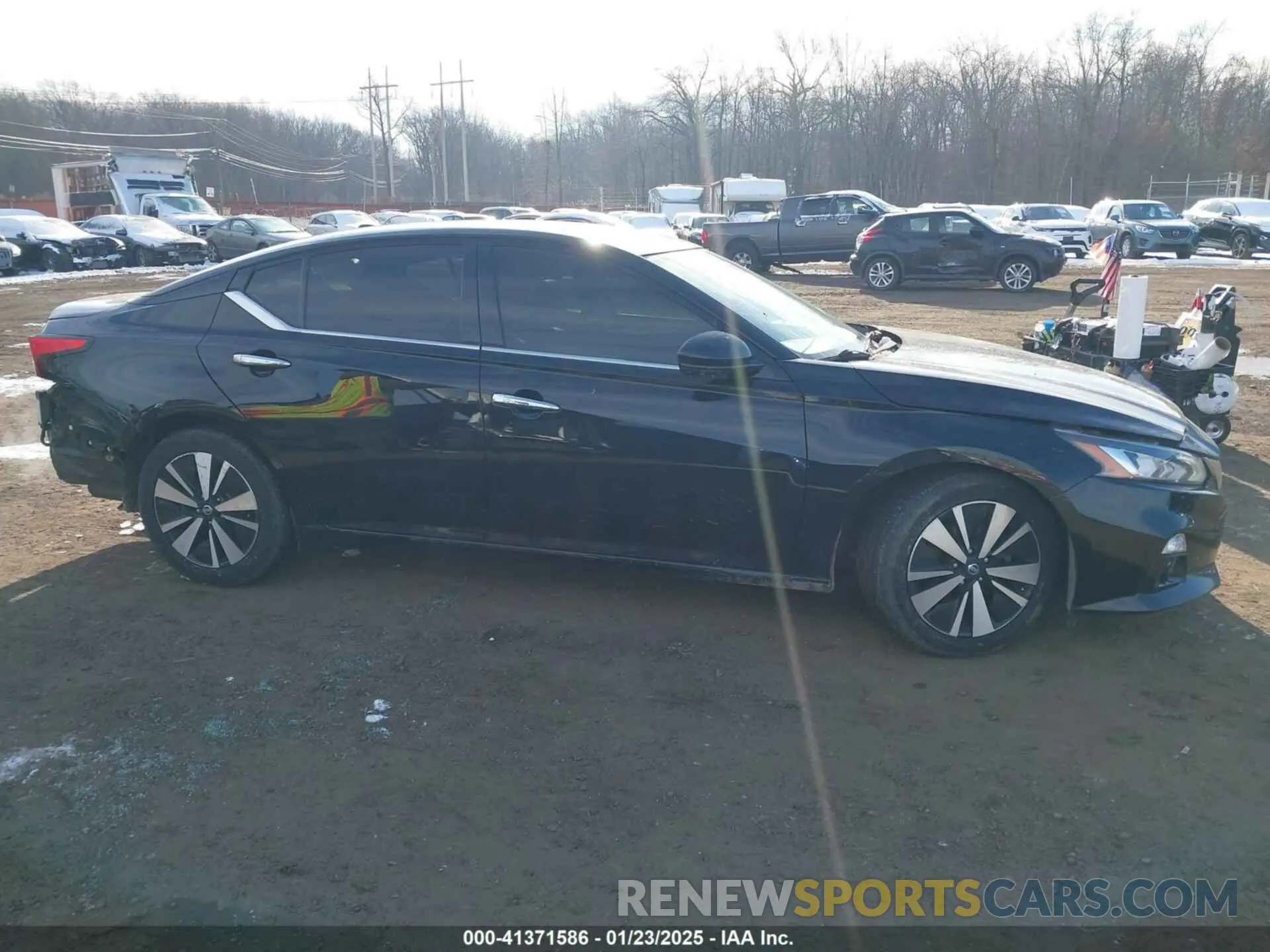 13 Photograph of a damaged car 1N4BL4EV6LC188611 NISSAN ALTIMA 2020