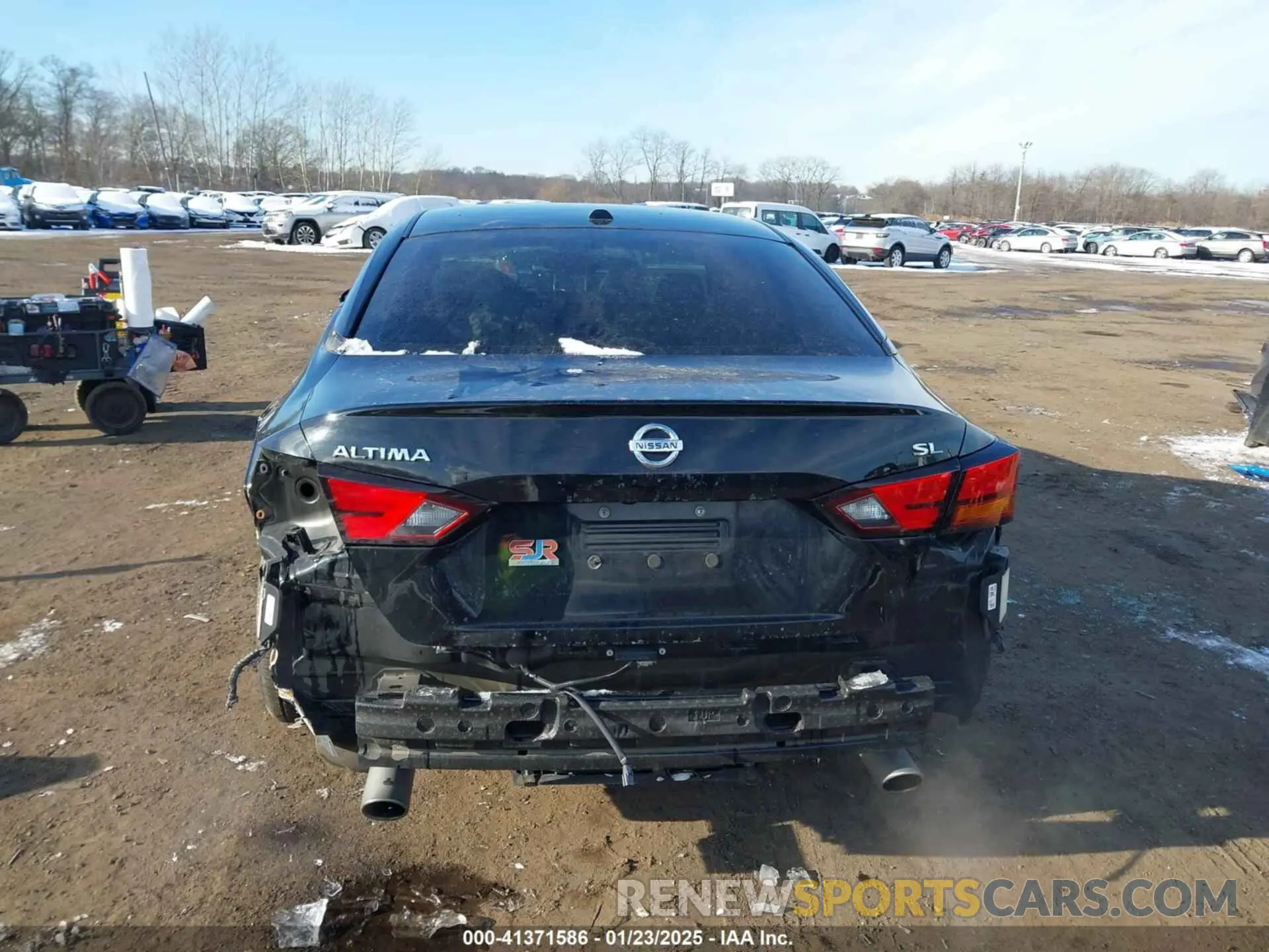 17 Photograph of a damaged car 1N4BL4EV6LC188611 NISSAN ALTIMA 2020
