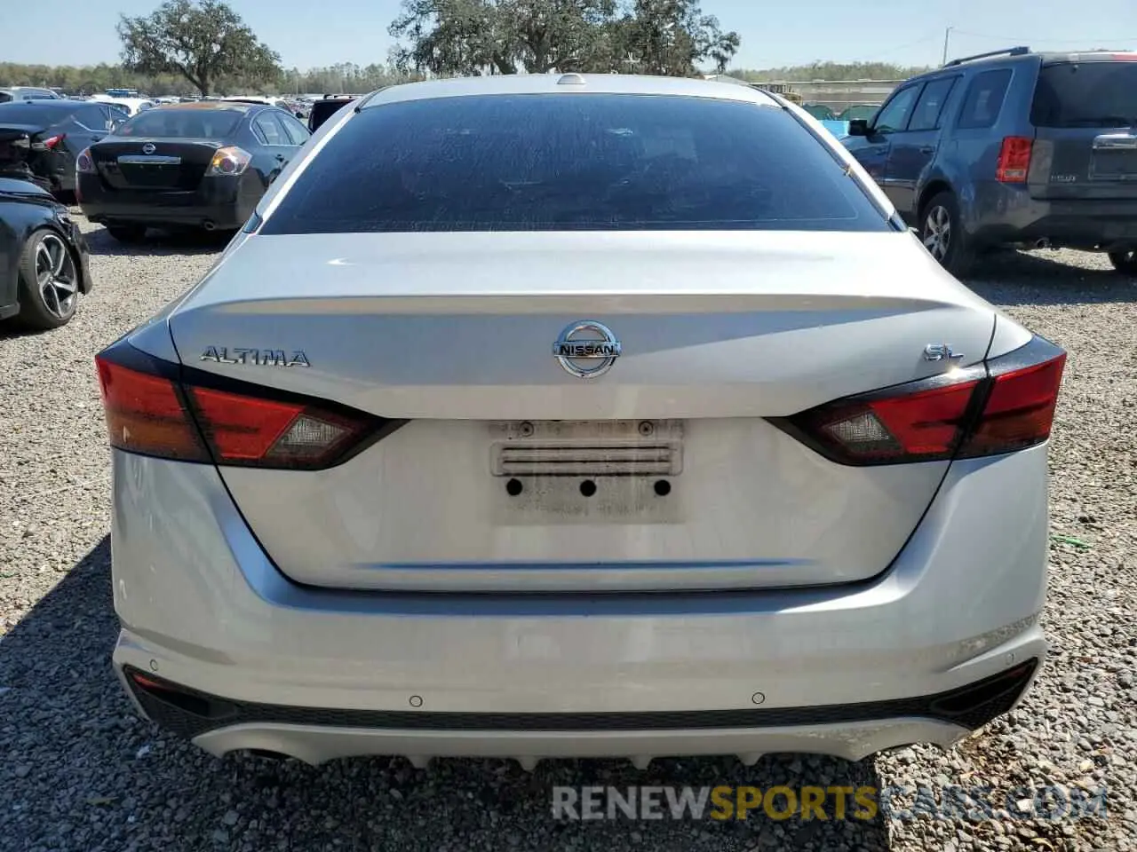 6 Photograph of a damaged car 1N4BL4EV7LC123086 NISSAN ALTIMA 2020