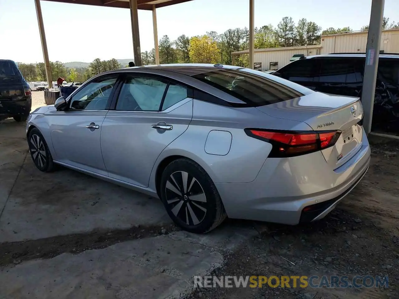 2 Photograph of a damaged car 1N4BL4EV7LC241235 NISSAN ALTIMA 2020